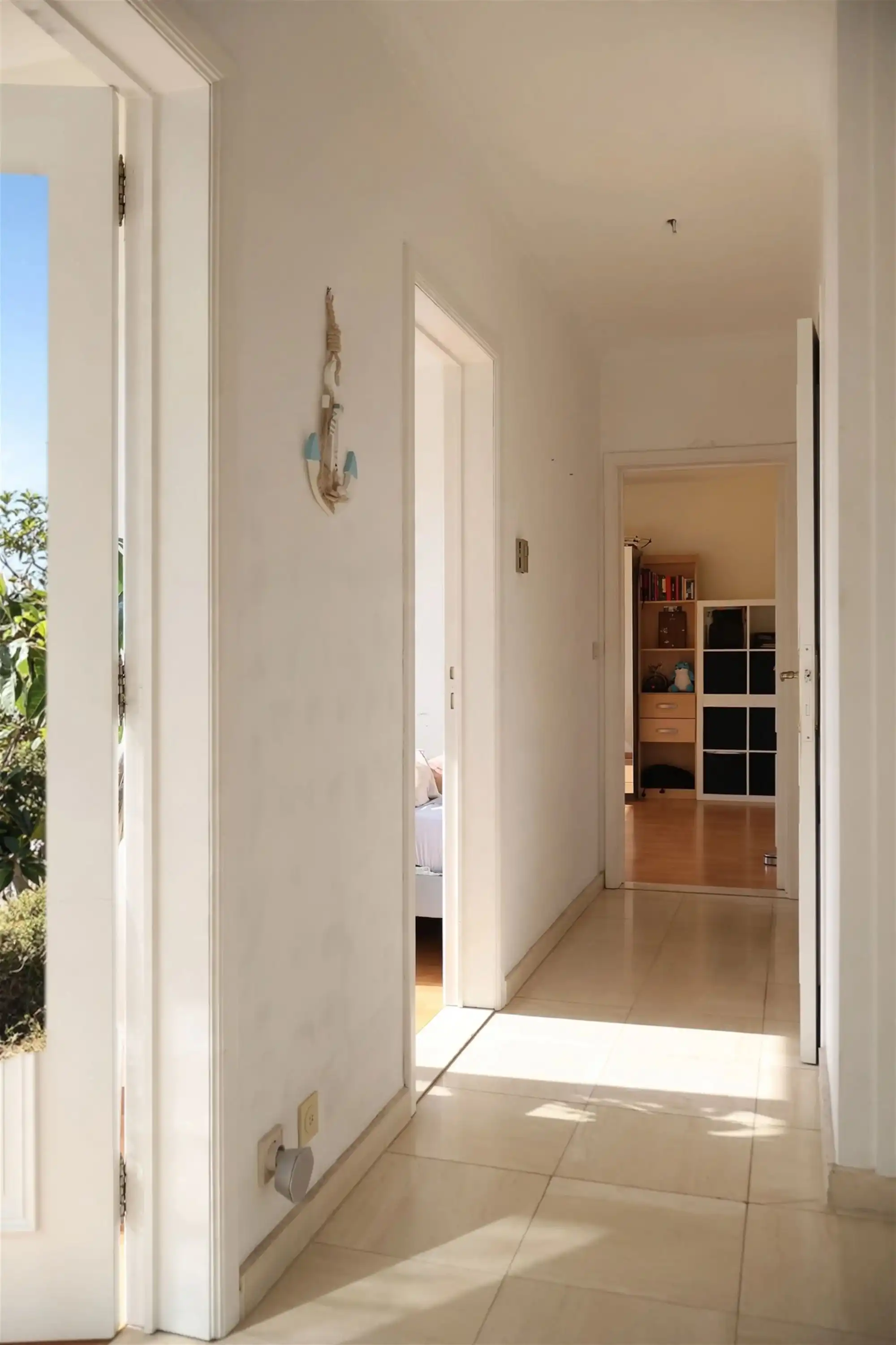 Uitzonderlijk ruim hoekappartement met groen uitzicht foto 8