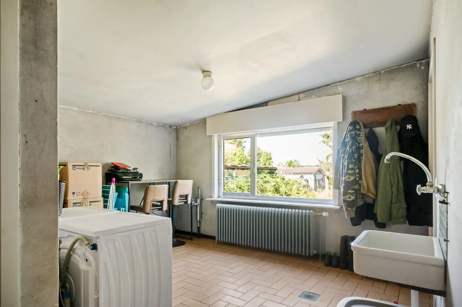 Ruime open bebouwing met 3 slpkrs en veel potentieel op een prima locatie te Beerzel foto 14