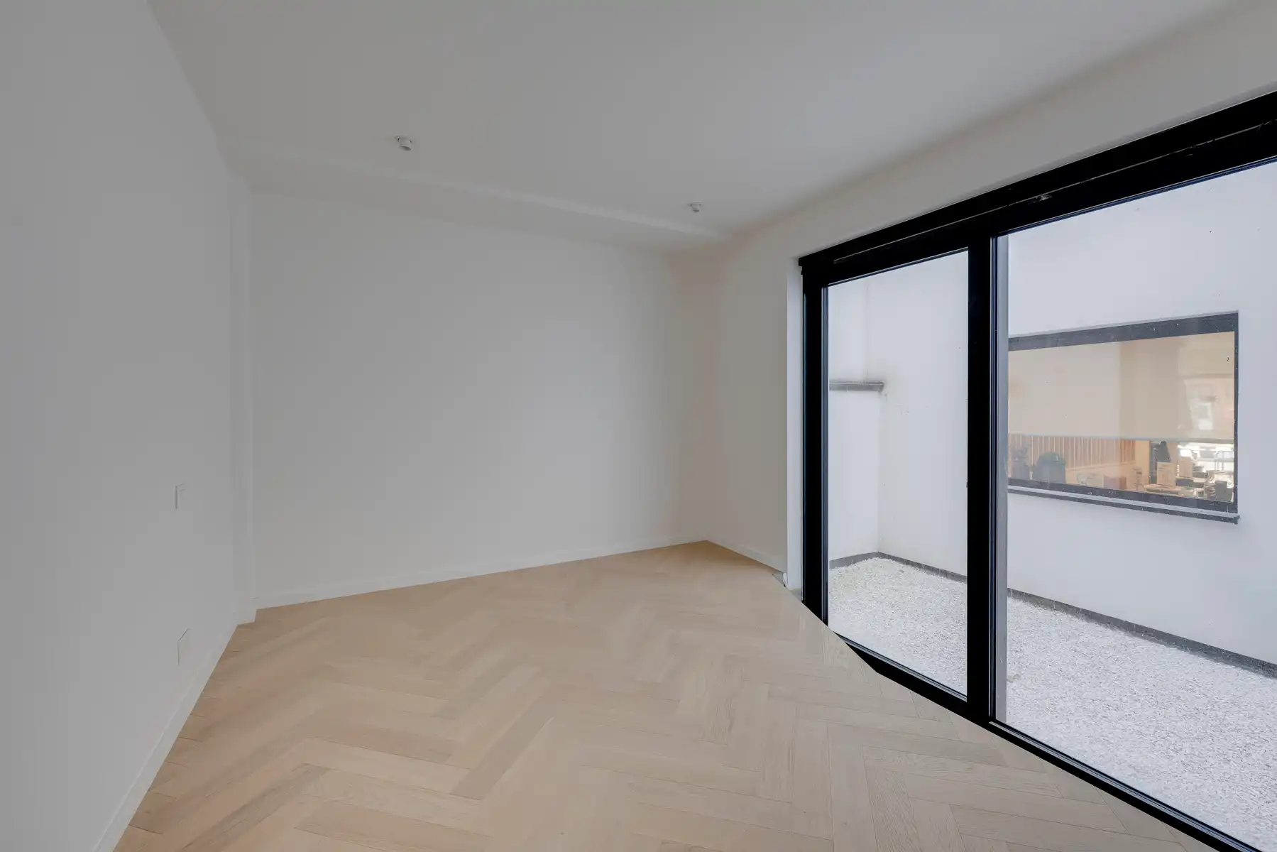 Unieke, lichtrijke loft van ca. 229 m² met ruime stadstuin foto 11