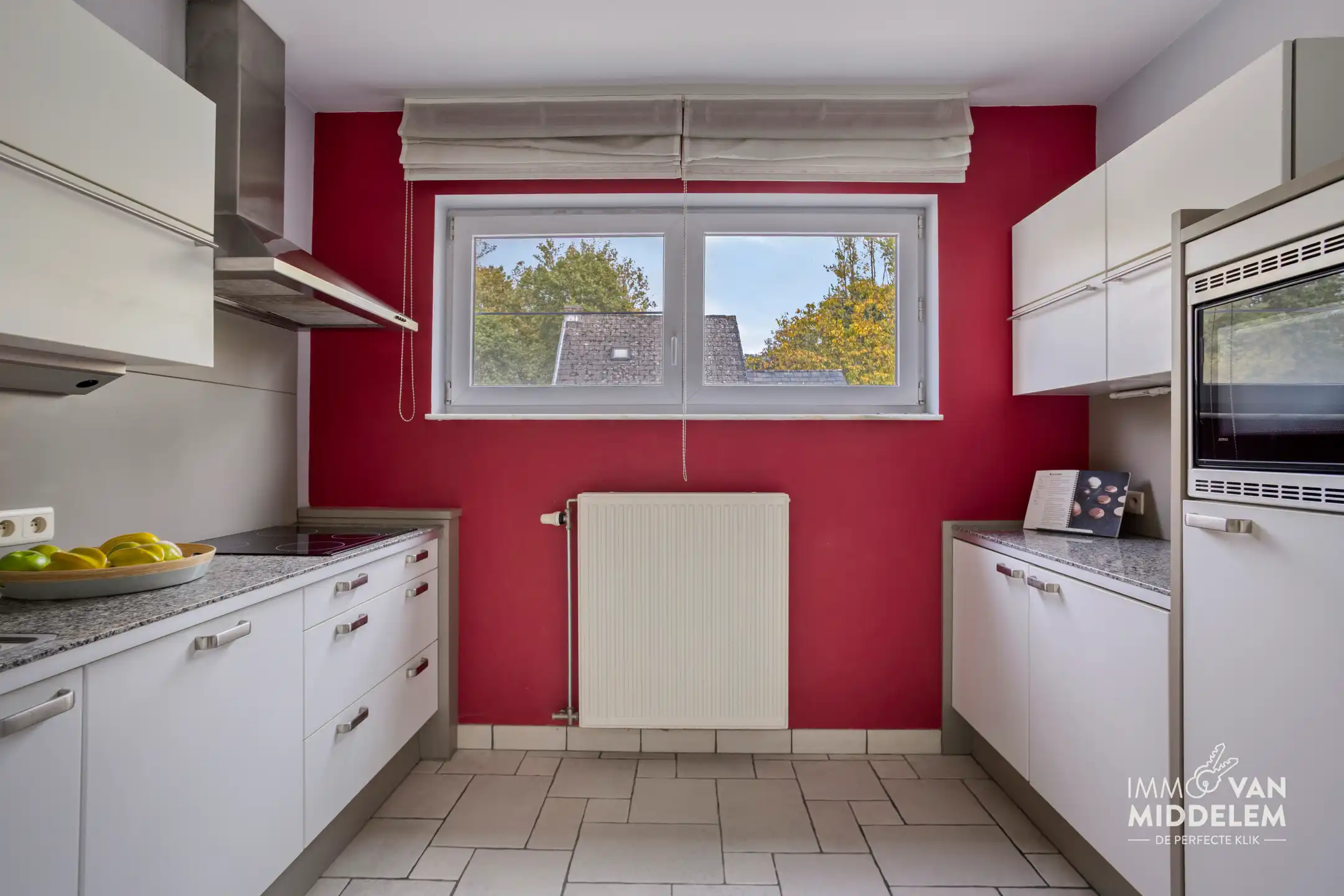 DUPLEXAPPARTEMENT MET 3 SLAAPKAMERS, GARAGE EN BERGING foto 5
