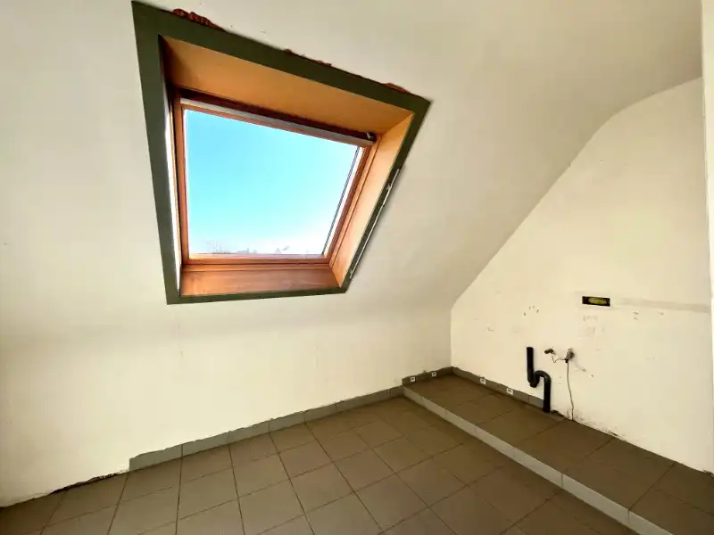 Woning met slaapkamer en badkamer gelijkvloers foto 18