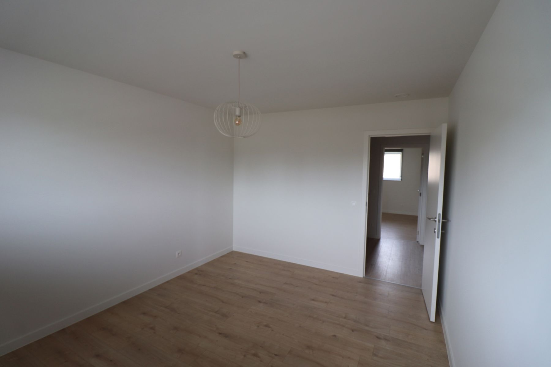Energiezuinige nieuwbouwwoning met tuin vlakbij het centrum van Merksplas.  foto 10