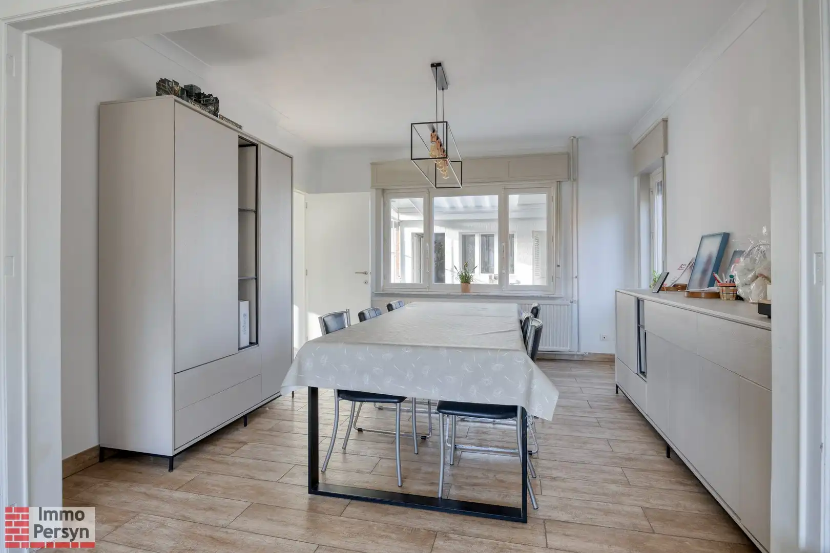 Gezinswoning met lichtrijke orangerie op gegeerde, groene locatie in Scherpenheuvel-Zichem foto 4