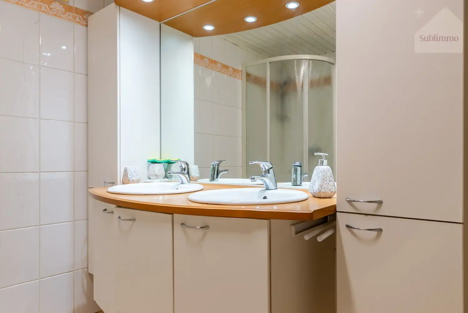 Handelspand met appartement in het hart van Meerhout foto 10