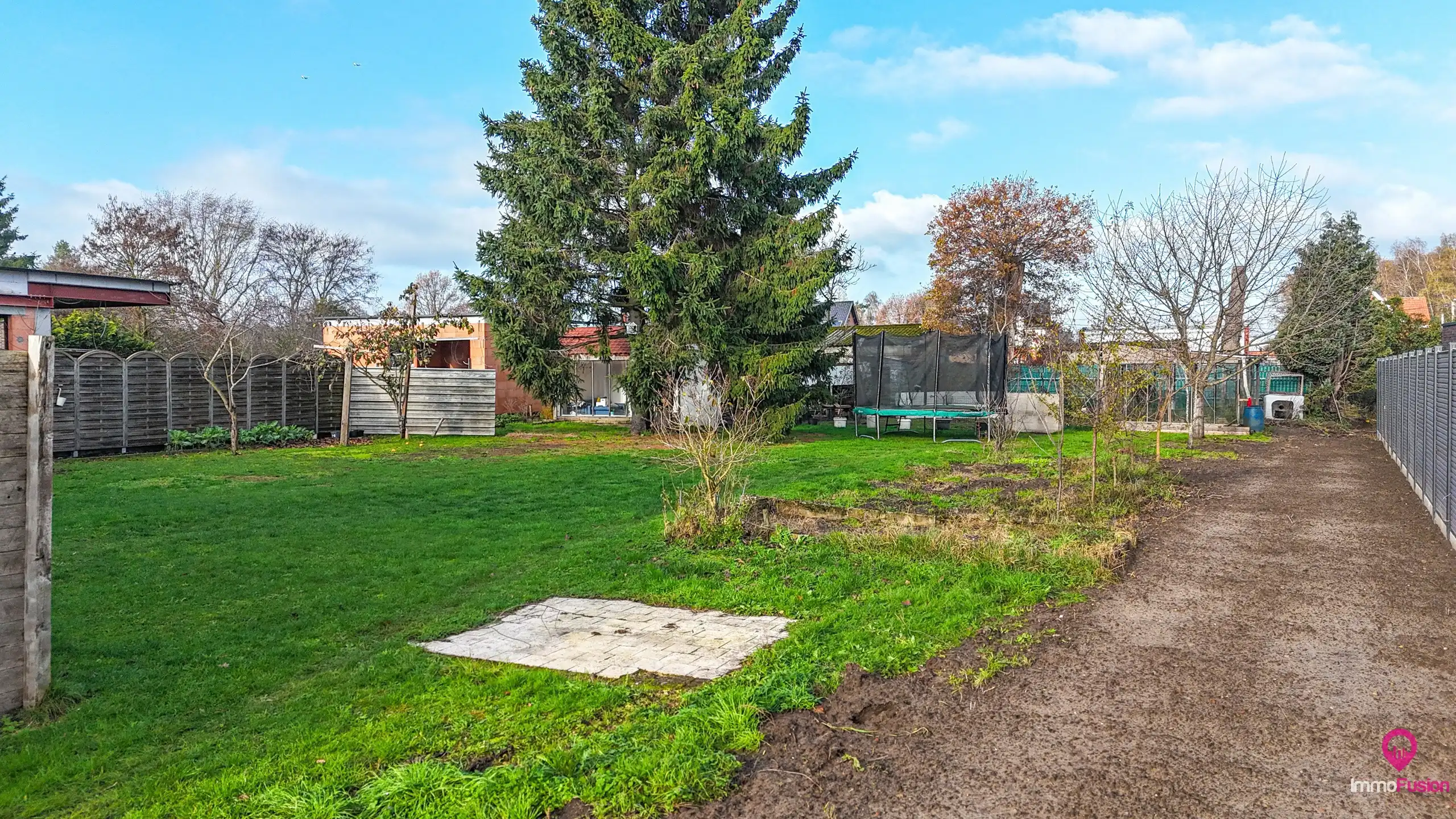 Instapklare vrijstaande woning met grote tuin in Berkenbos! foto 31