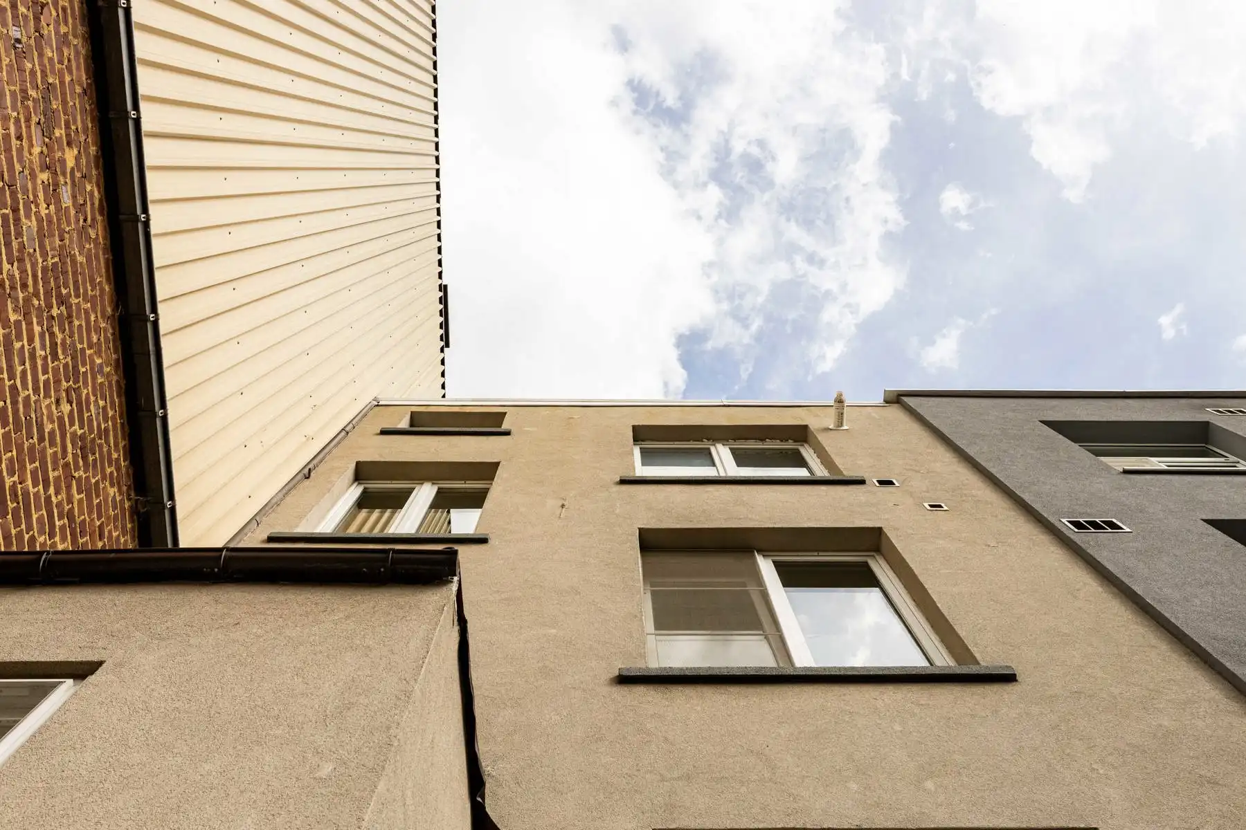Instapklare herenwoning met 4 slaapkamers en stadstuin!  foto 26