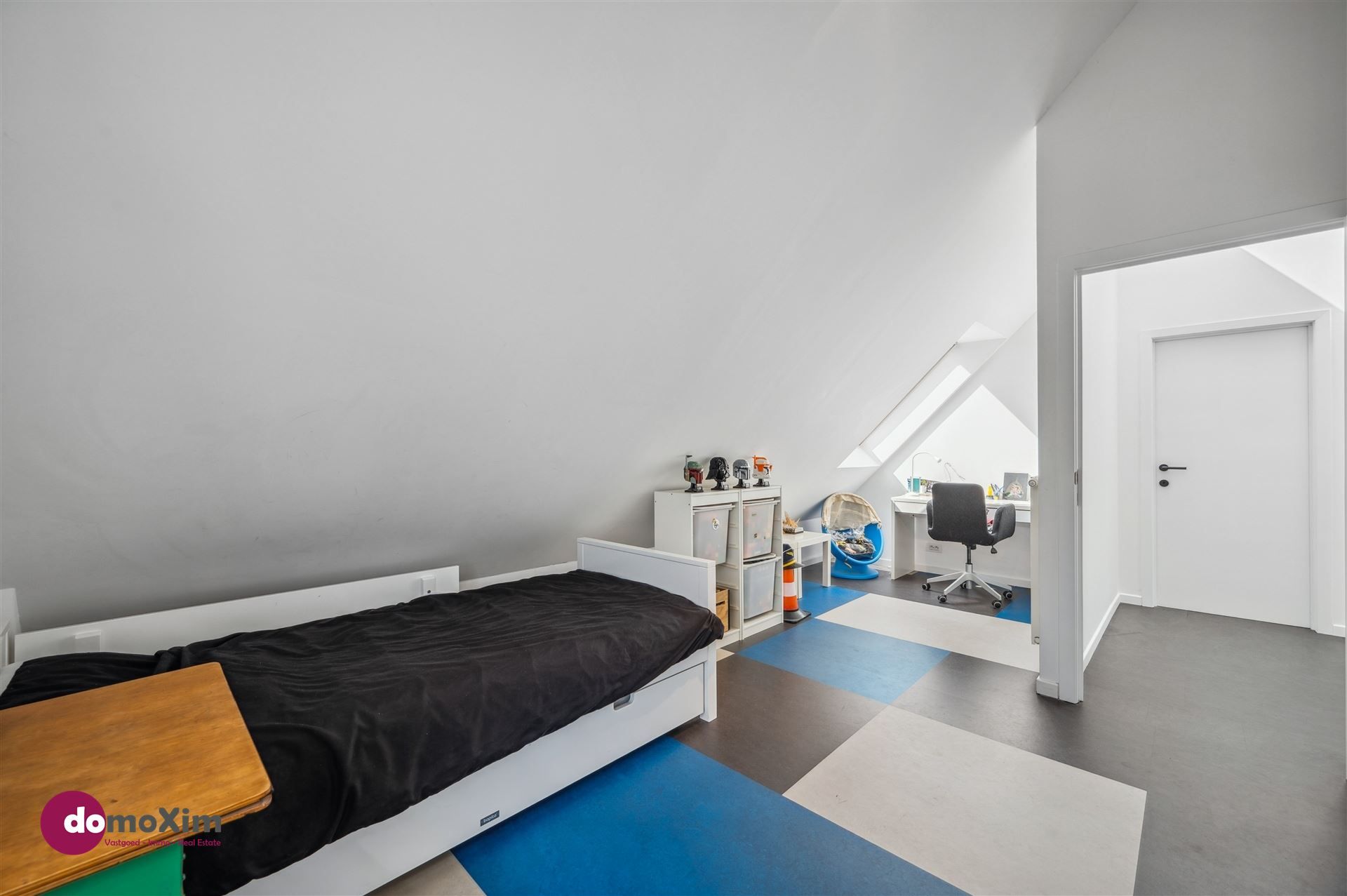 Instapklare, energiezuinige woning met home-office en prachtige tuin in rustige residentiële buurt te Putte foto 19