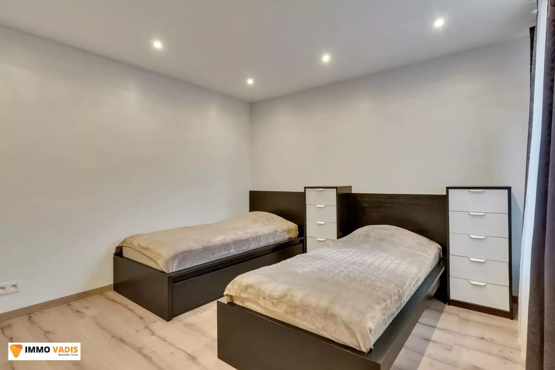 commercieel pand met woning/ investeringsvastgoed Bilzen foto 14