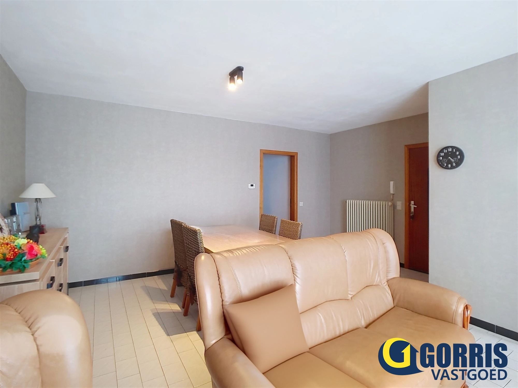 Wonen in het centrum van Heist-op-den-Berg? Dit ruime appartement verrast op elk vlak! foto 3