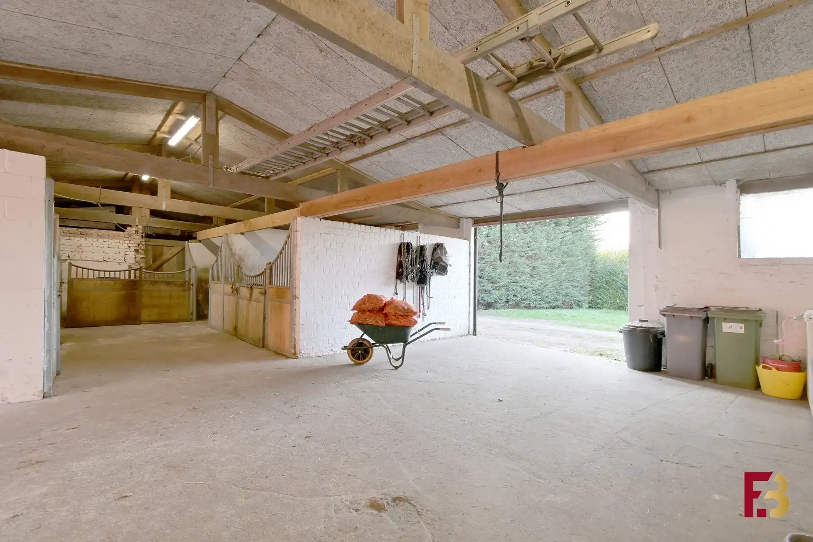 Woning met stallen op circa 1,9ha in het groene Lokeren foto 16