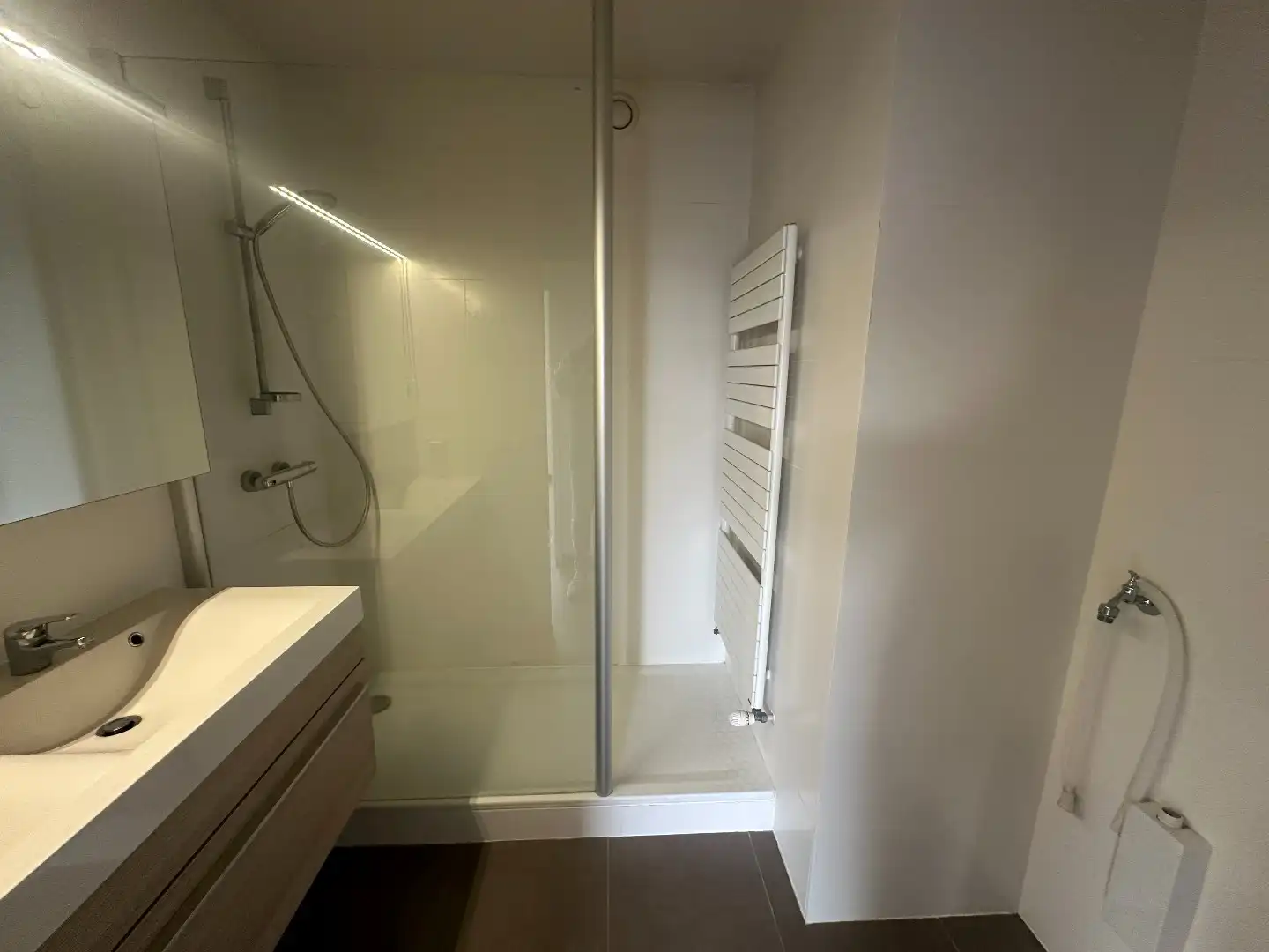 Prachtig gelegen appartement met 2 slpk, zonneterras(sen) en garage, Diksmuide. foto 10