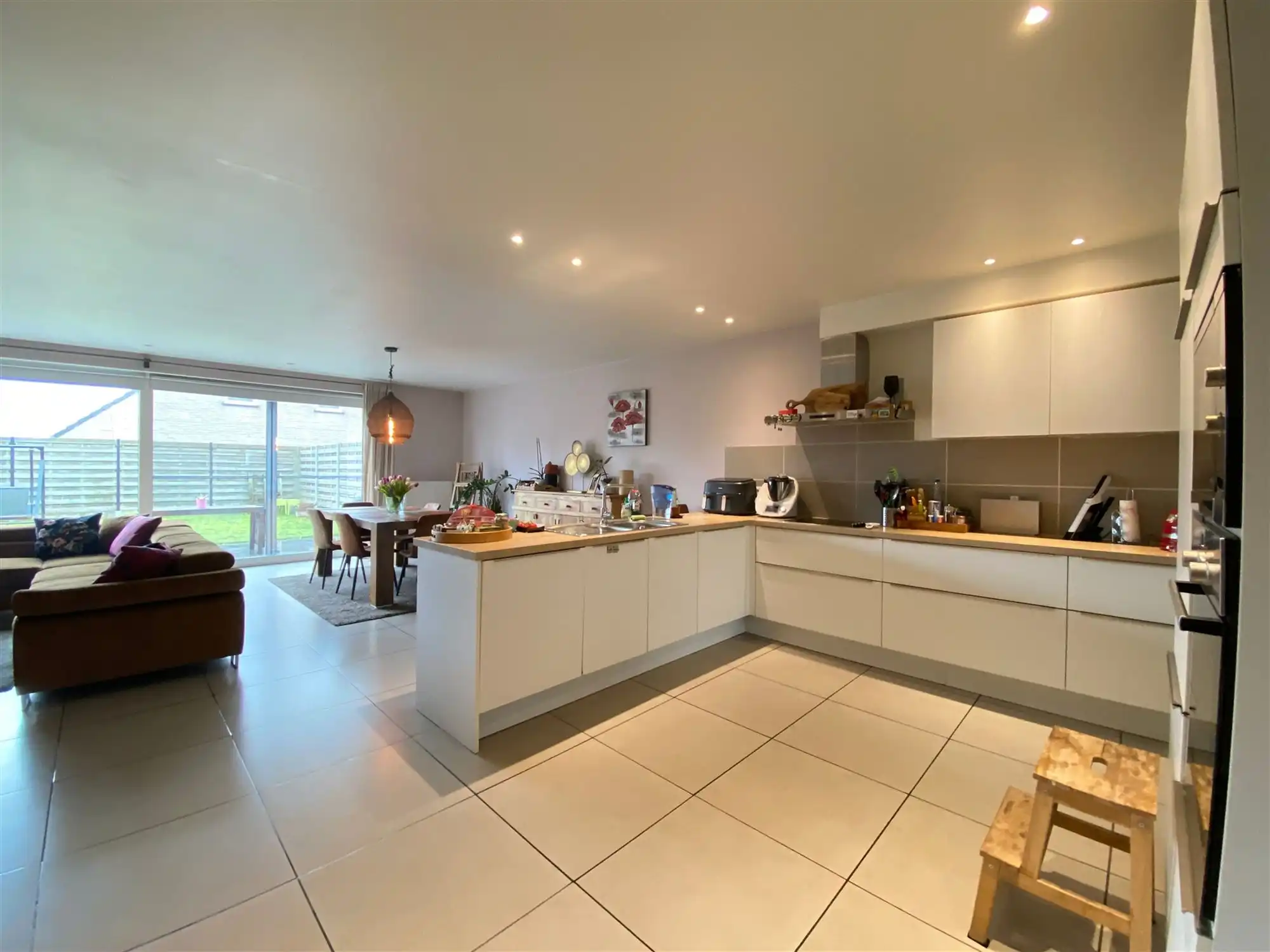 Ruime energiezuinige woning met vier slaapkamers  foto 4