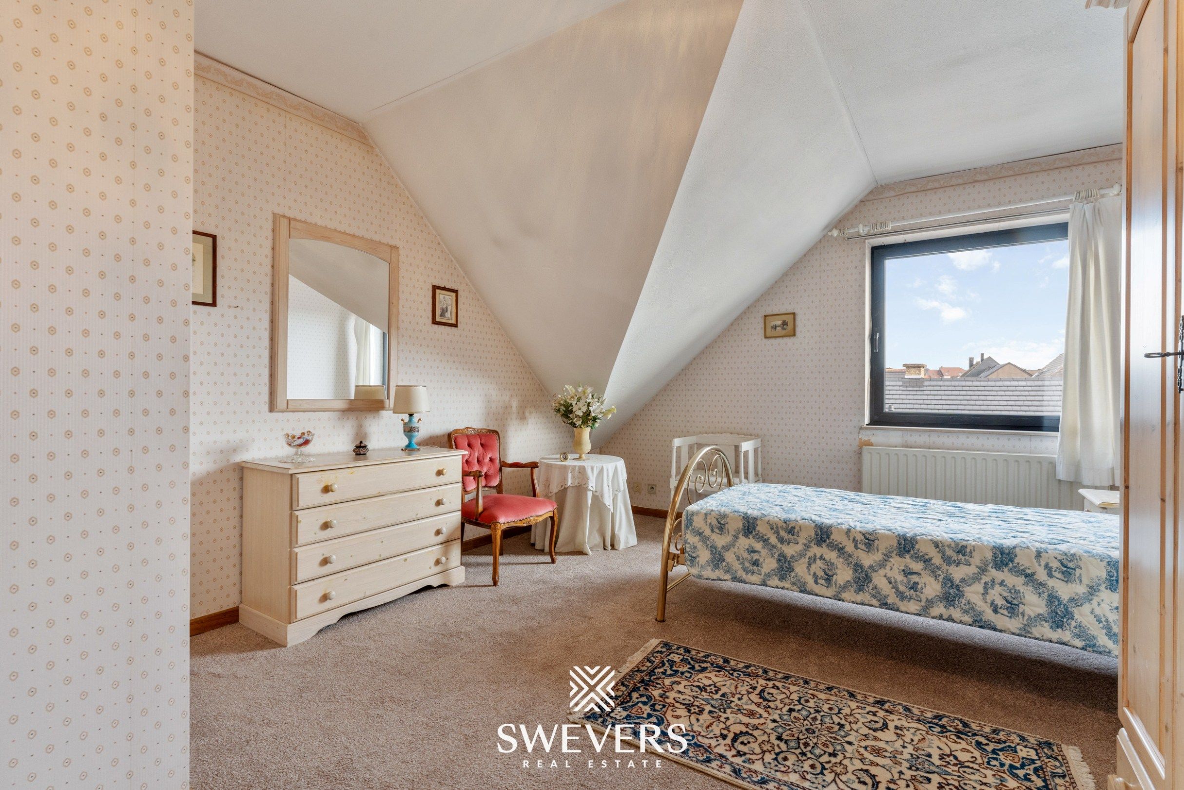 Ruim appartement met 3 slpk en veel lichtinval in Borgloon foto 14