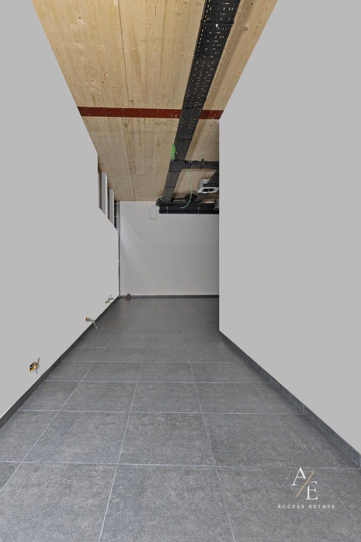 SCHELLEBELLE - Uniek horecapand met terras te huur! foto 7