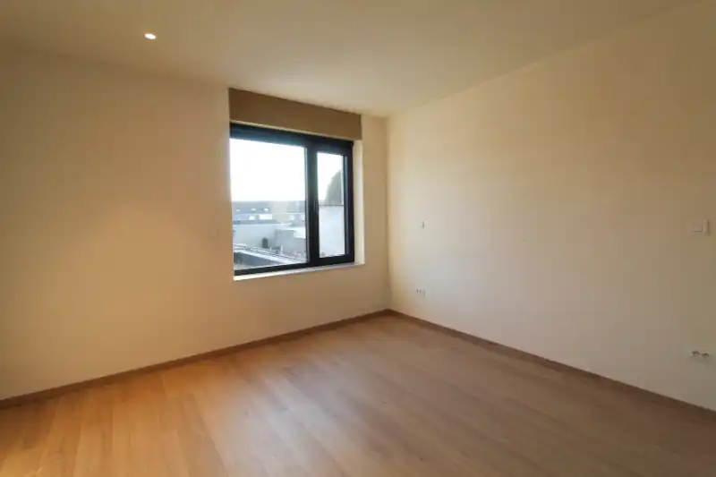 Energiezuinige nieuwbouwwoning te huur in Sint-Kruis foto 9