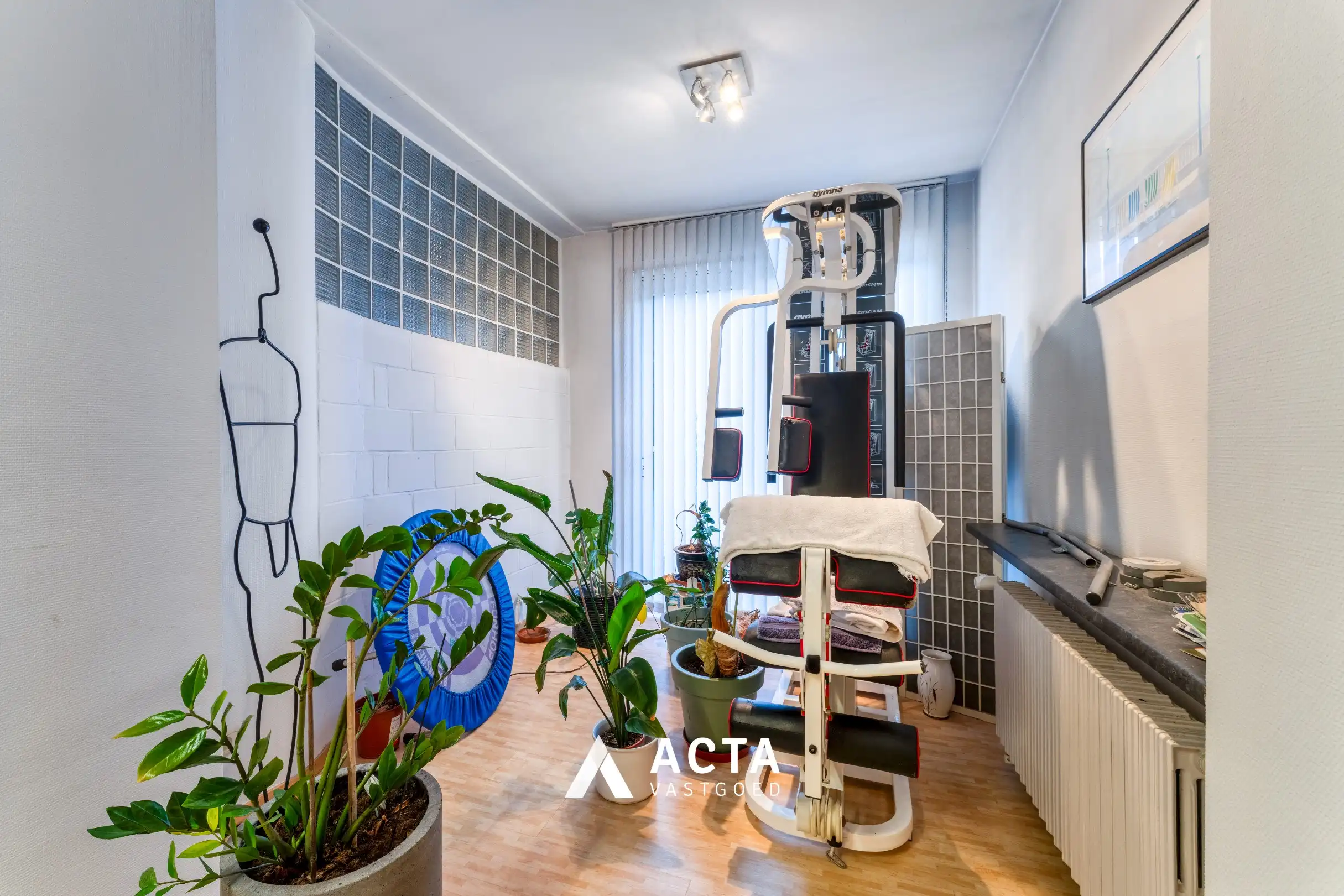 Charmant herenhuis- 3 slpk, praktijk +zonnige tuin foto 6