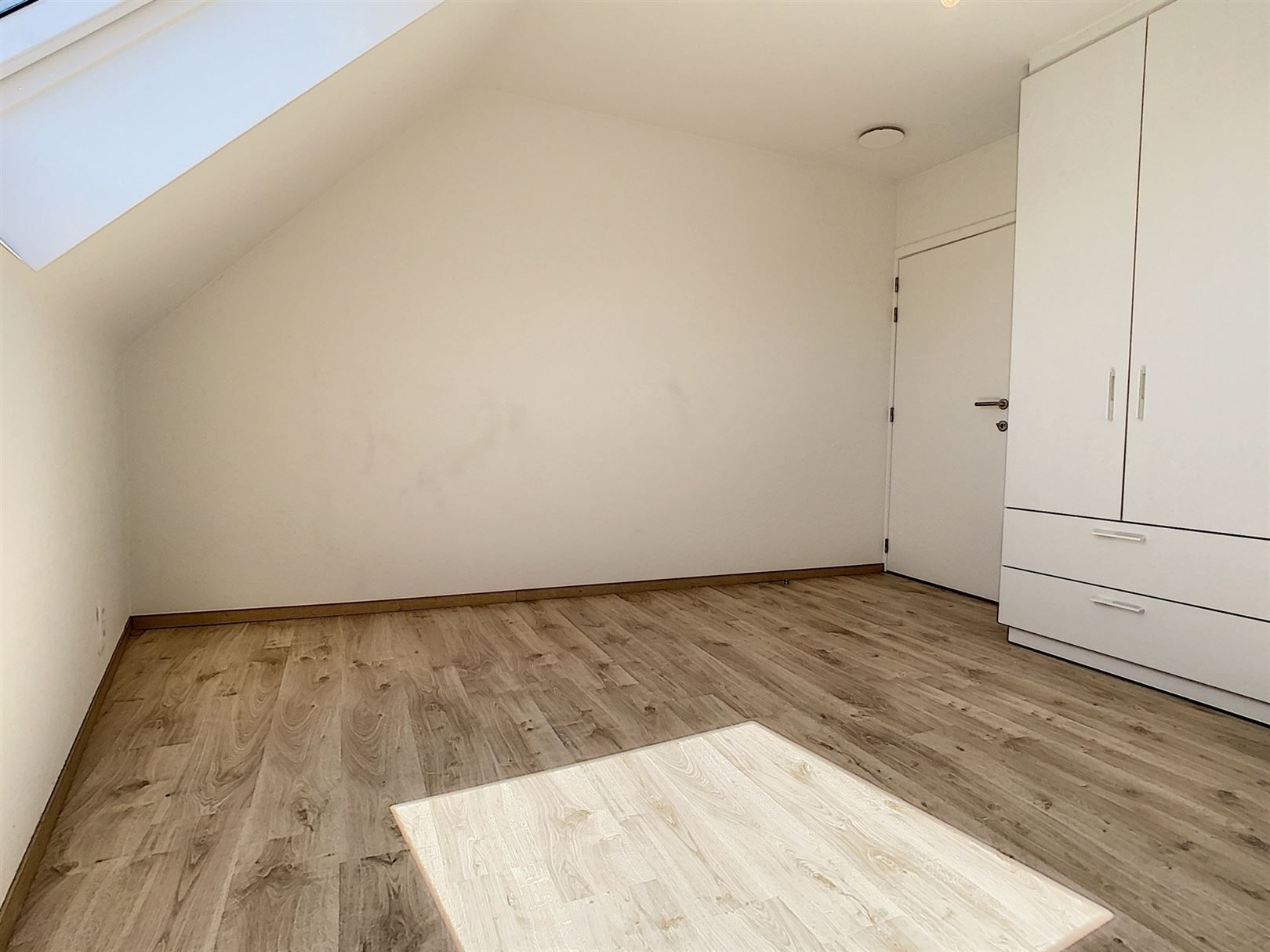 Mooi dakapp met 2 slpks, incl parking foto 26