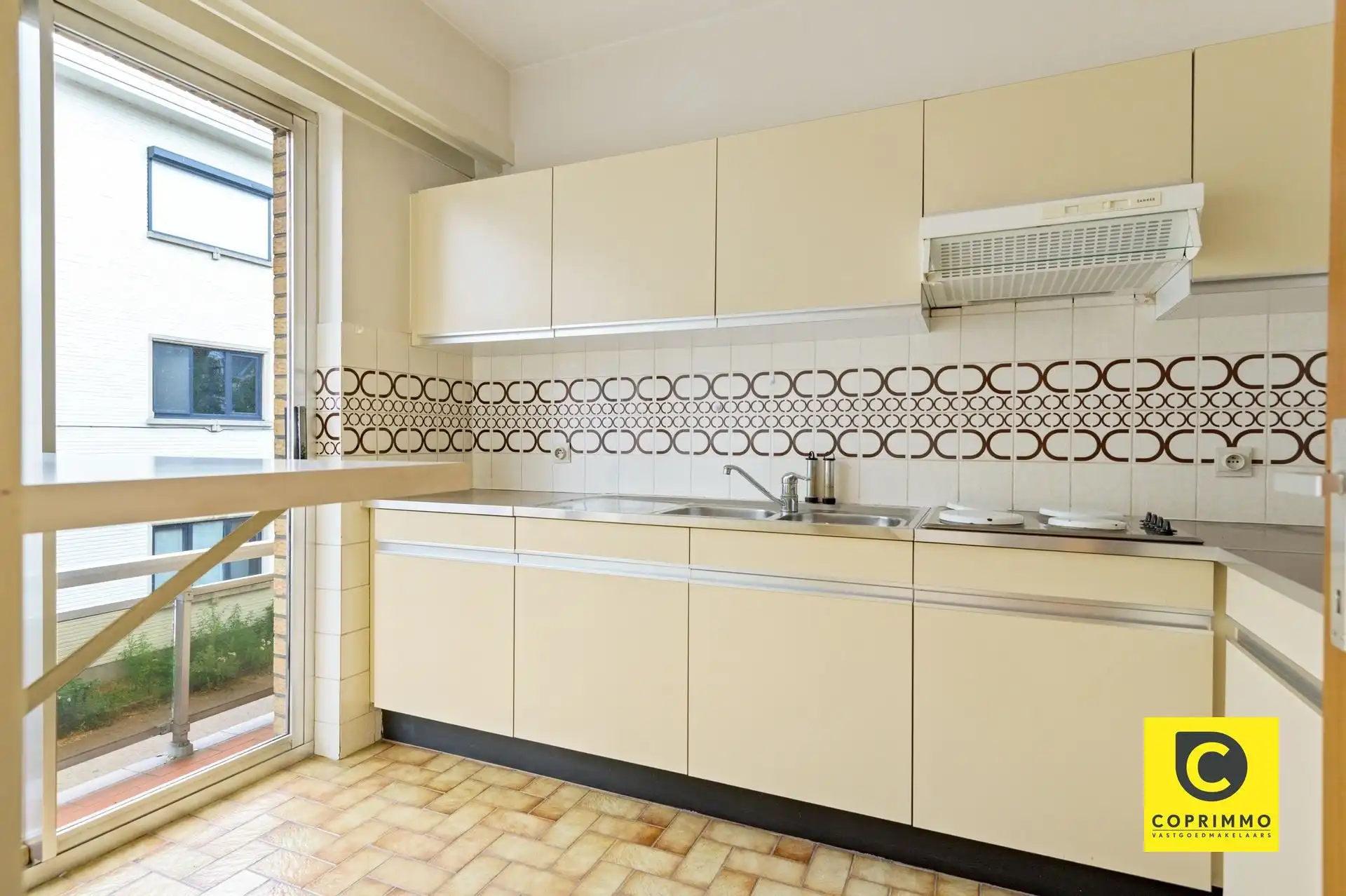 Ruim verzorgd  2 slp appartement in het centrum foto 3