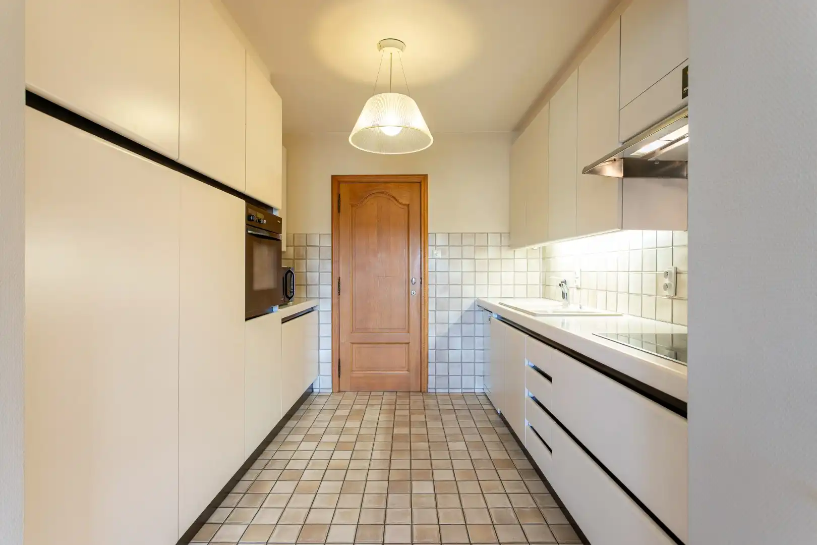 Solide woning (EPC:C) met 3 slpk, tuin en ruime garage foto 10