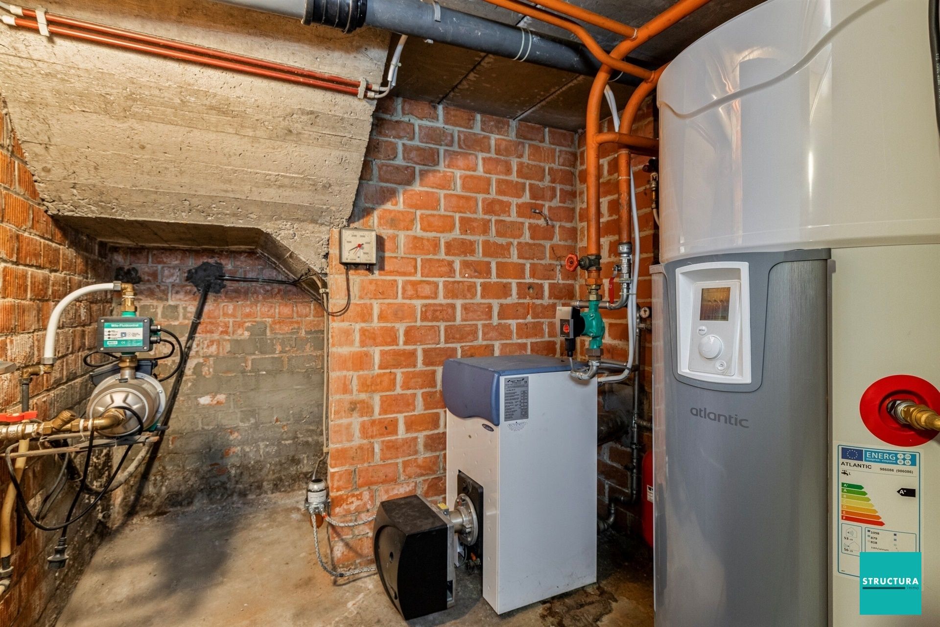 Woning op toplocatie met achterliggend groen foto 19