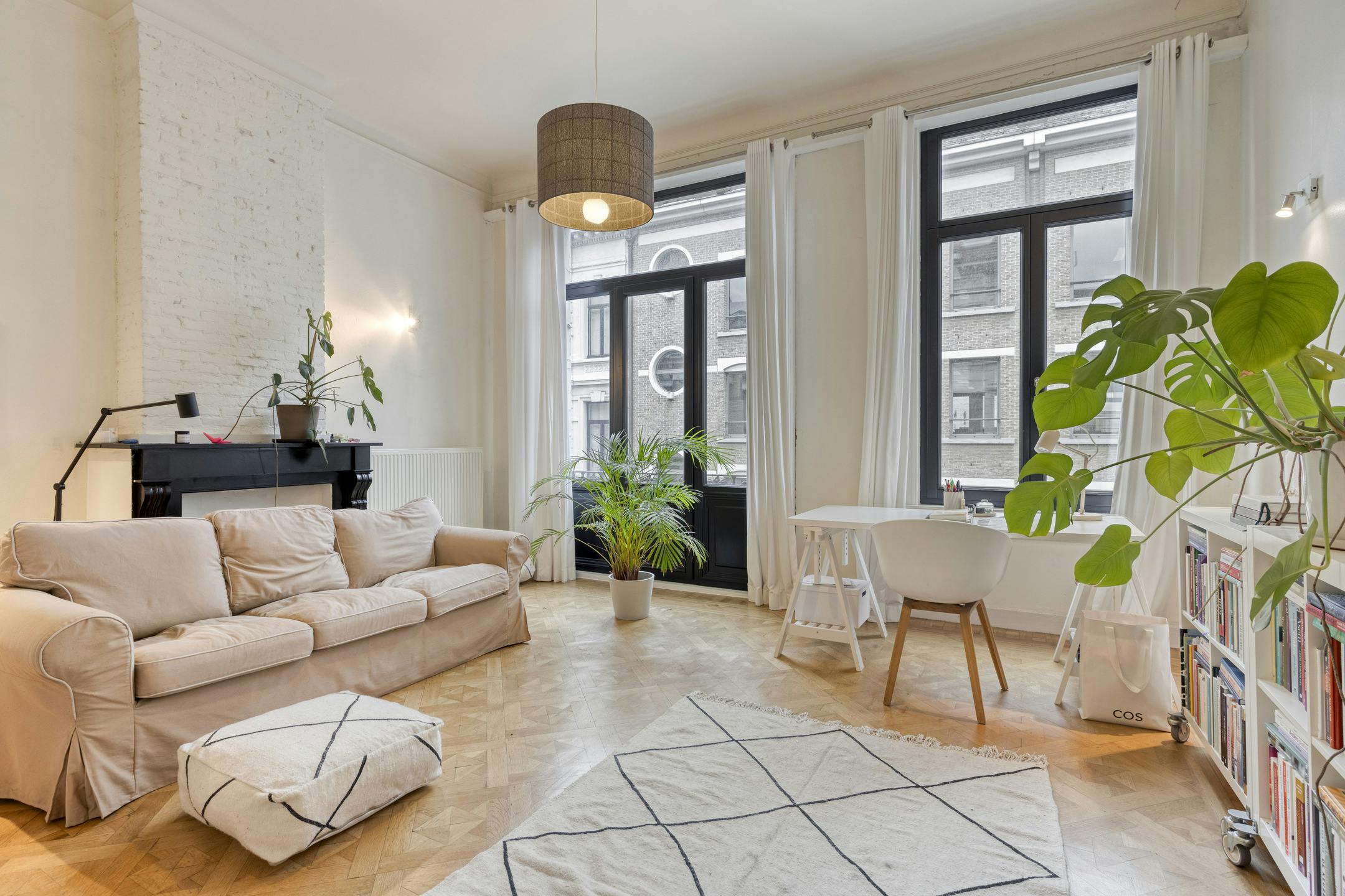 Ruim herenhuis te koop in Antwerpen foto 3