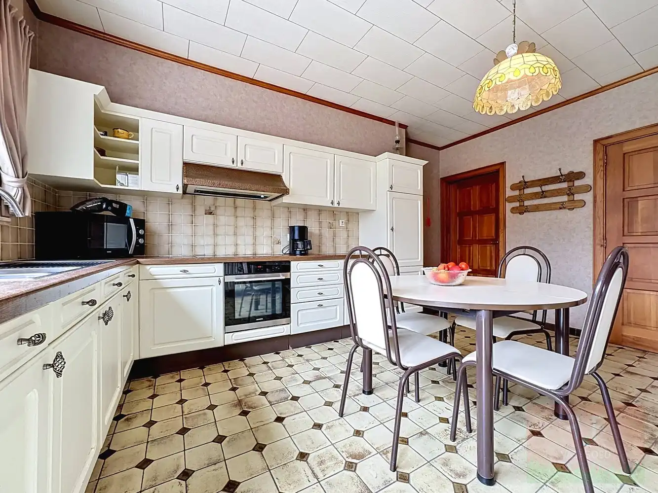 Instapklare halfopen eengezinswoning met 3 slaapkamers te Herzele foto 3