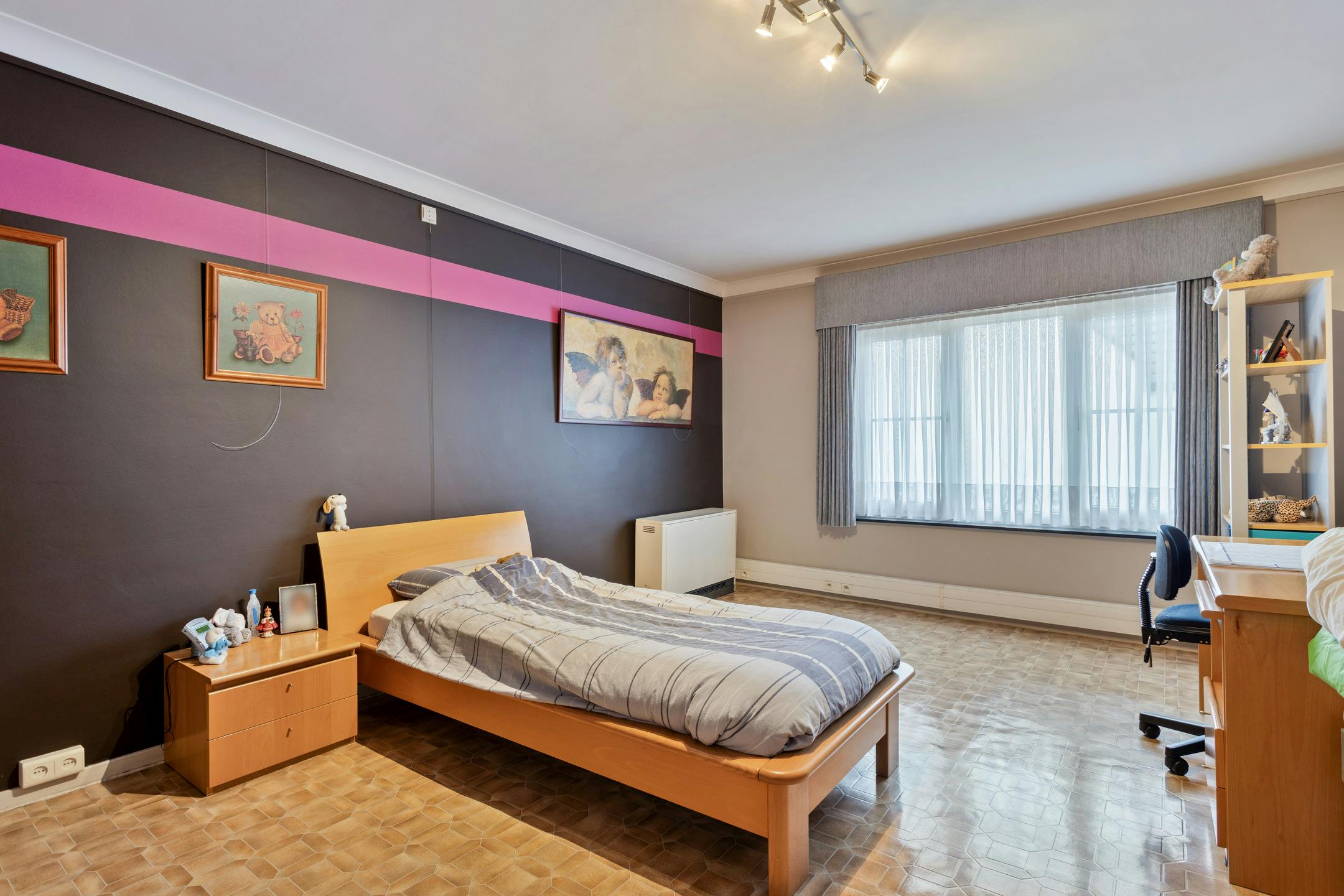 Centrumwoning met handelsruimte te koop in Beveren-Leie foto 4