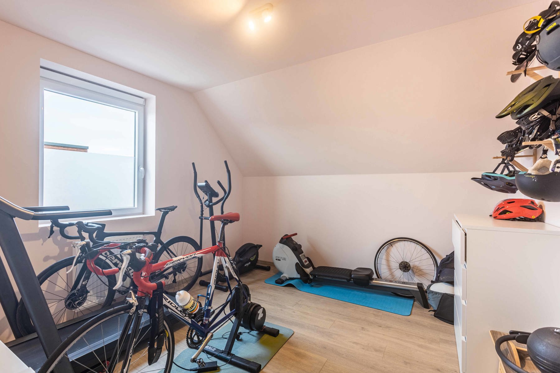 Moderne woning te koop in Schendelbeke foto 13