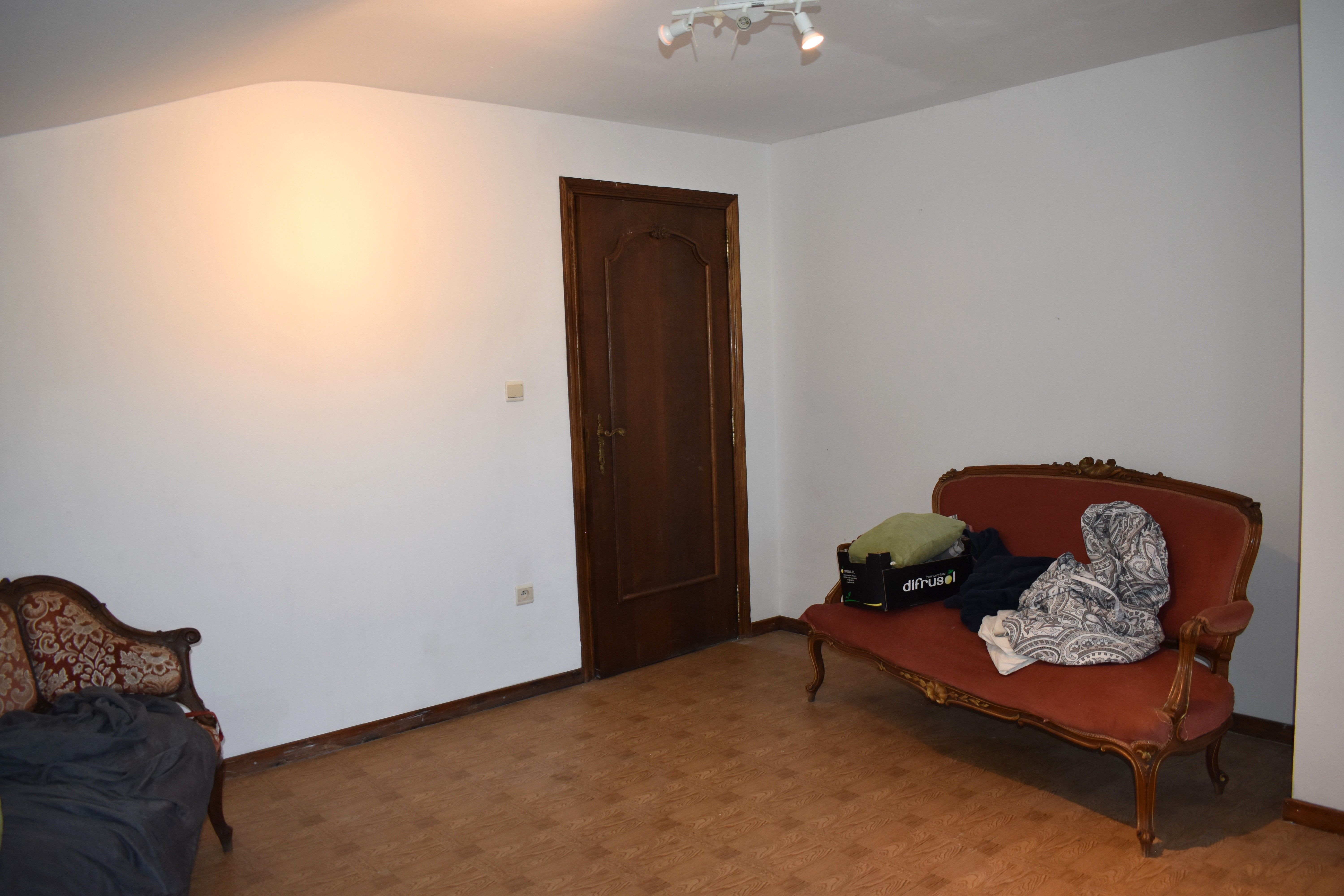 Ruime karaktervolle woning met 5 slaapkamers foto 9