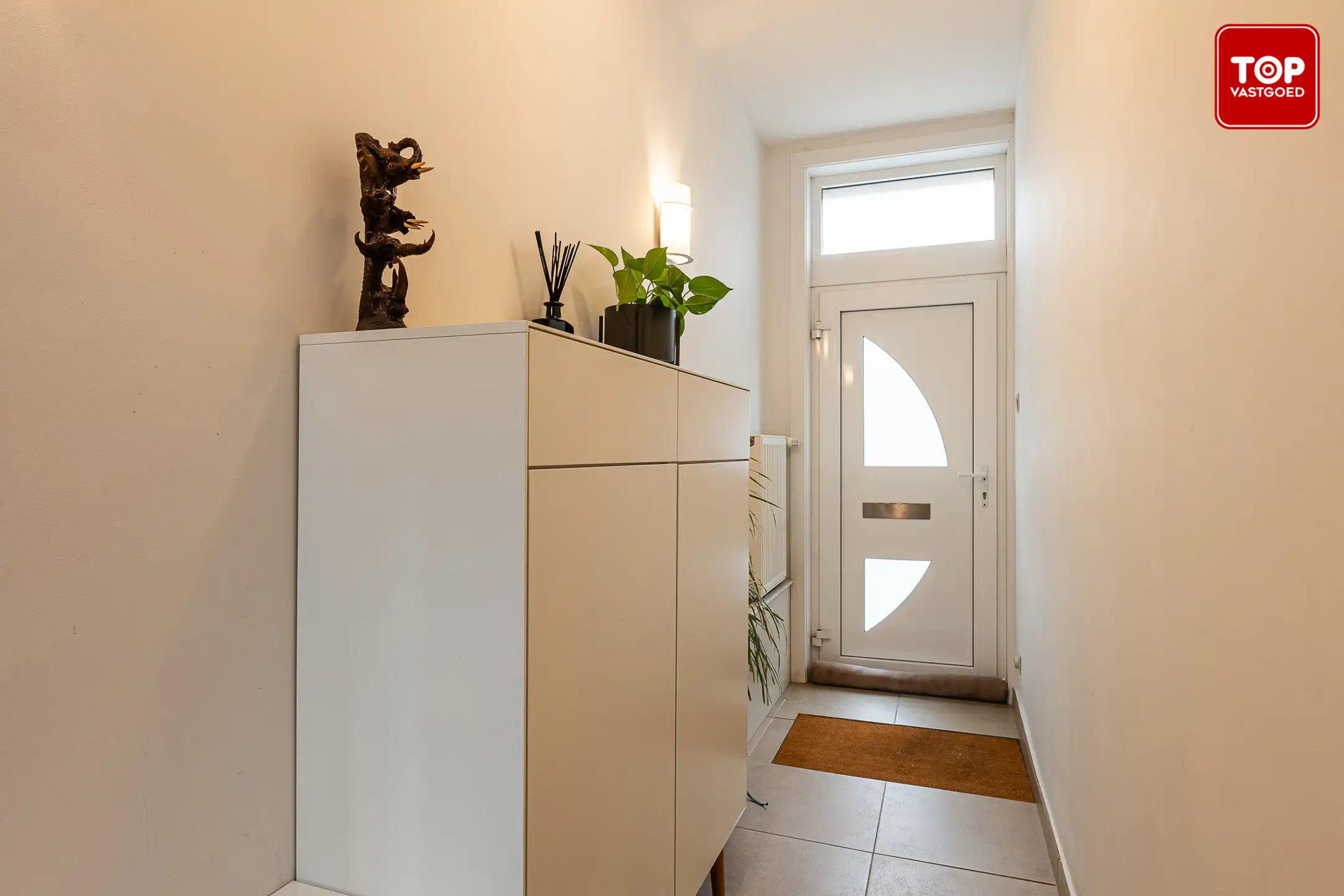 Gezellige instapklare woning met leuke stadskoer.  foto 2