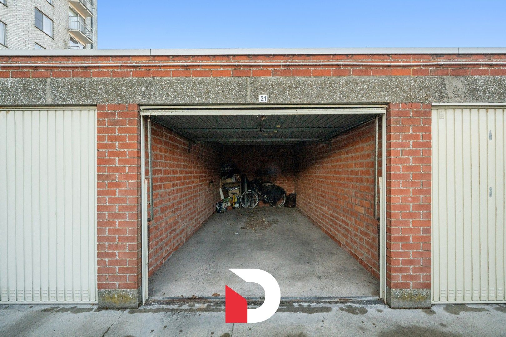 Aangenaam en lichtrijk app. op 6de verdiep met 2 slk.'ers op een toplocatie nabij het centrum van Brugge. foto 15