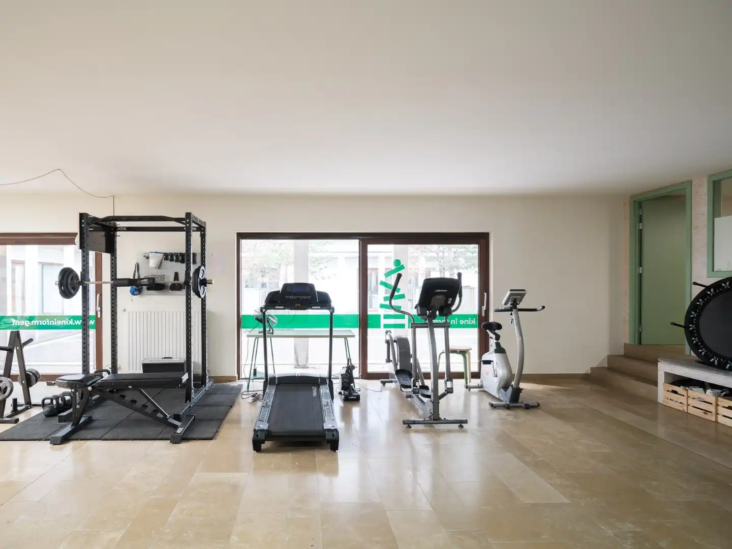 Ruim commercieel kantoor/praktijkruimte langsheen de Coupure uit 1997 met 205 m² bruikbare oppervlakte foto 5