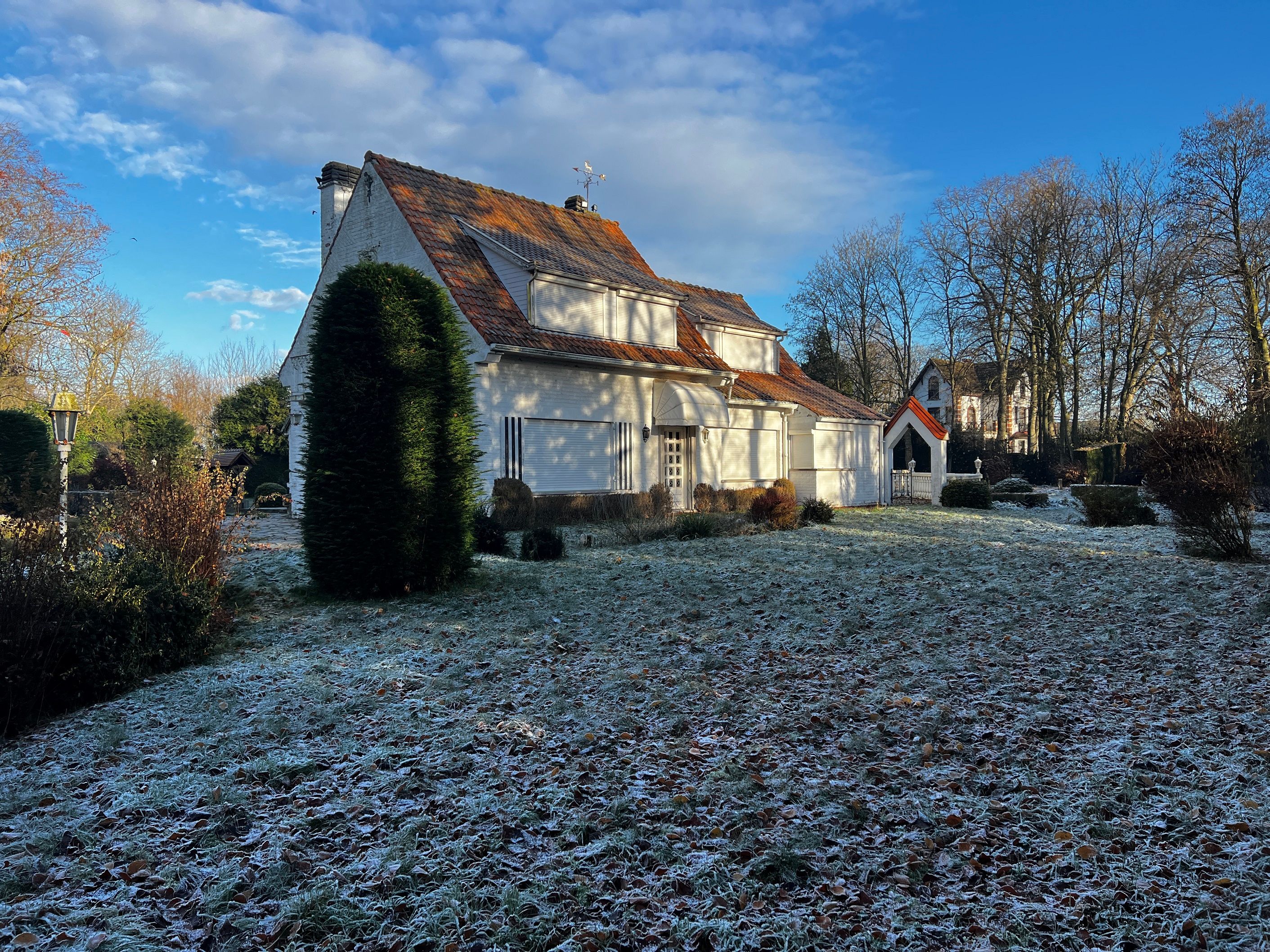 Uitzonderlijk domein met villa en conciërgewoning te Gistel foto 13