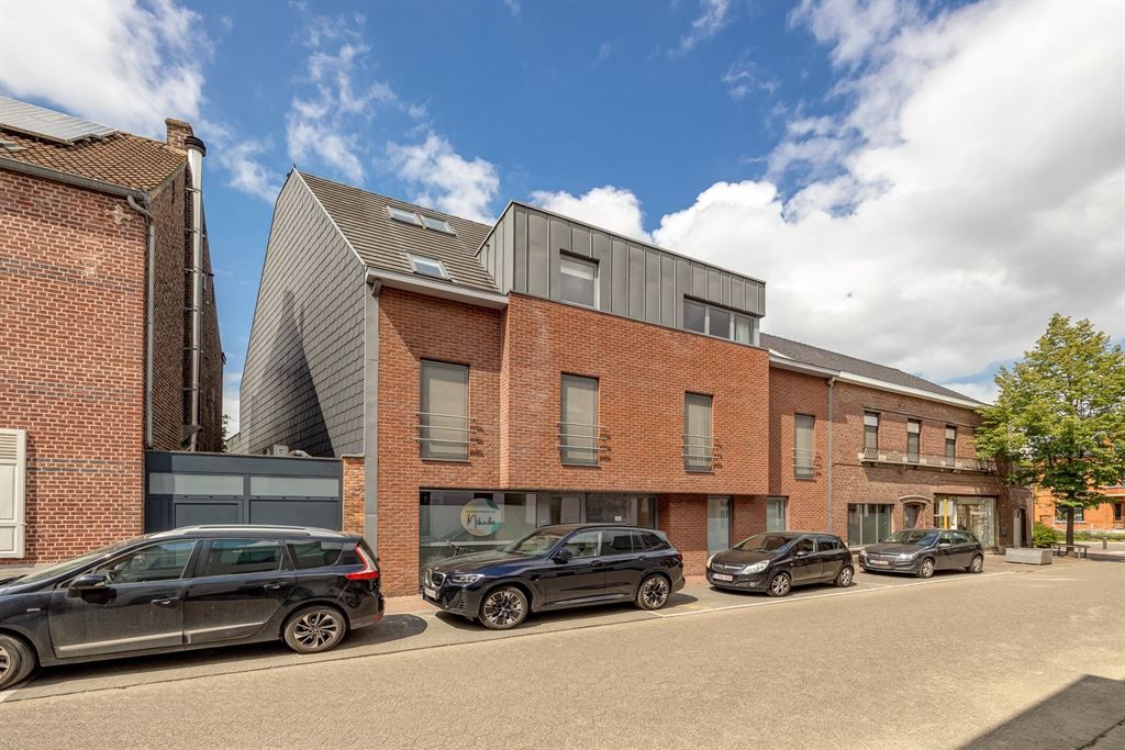 Zeer ruim duplexappartement in hartje Herent! foto 5