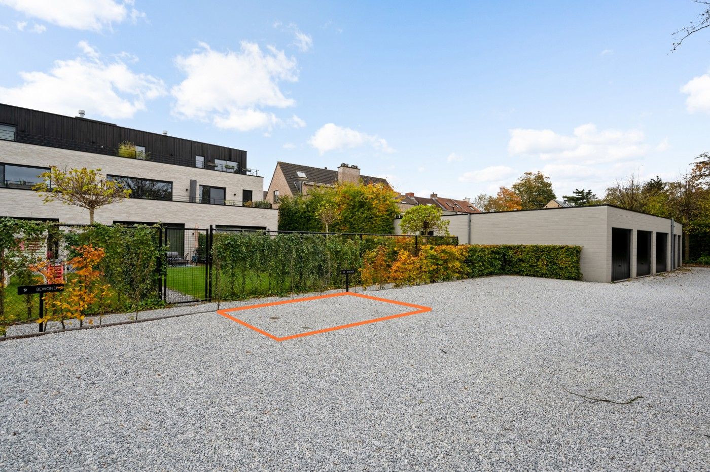 Instapklaar app. op 1ste verd. met 2 slpk., terras en autostaanplaats foto 21