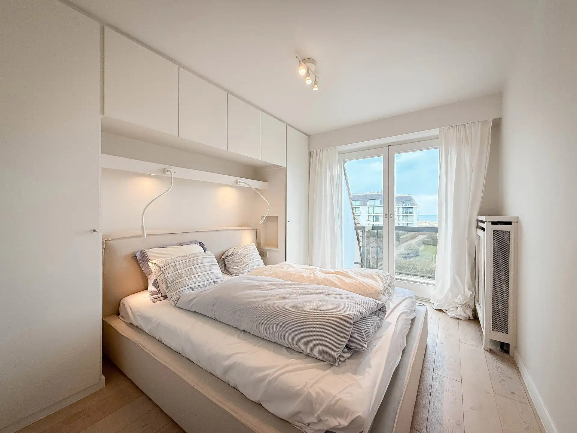 Zonnig appartement in villaresidentie met schitterend terras foto 11