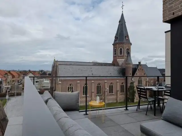 Prachtig dakappartement met grote terrassen en 2 slaapkamers foto 5