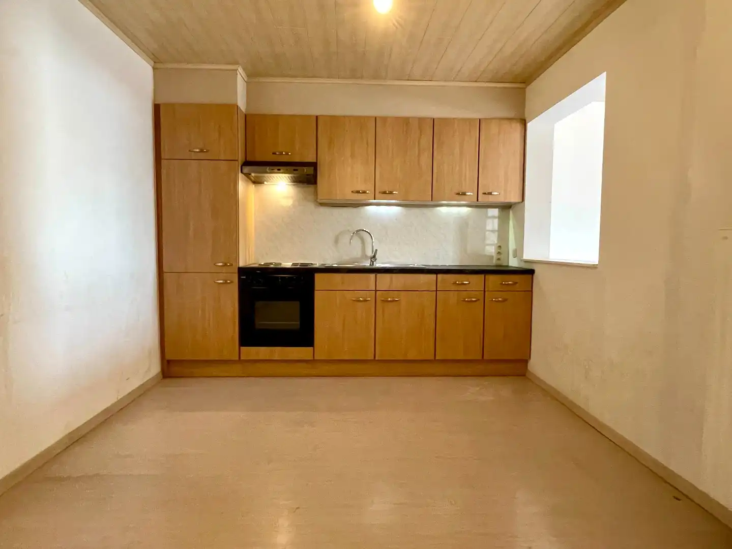 Multifunctioneel gebouw te koop (combinatie wonen & werken) - sauna en winkel - garage - 2 duplexappartementen foto 32