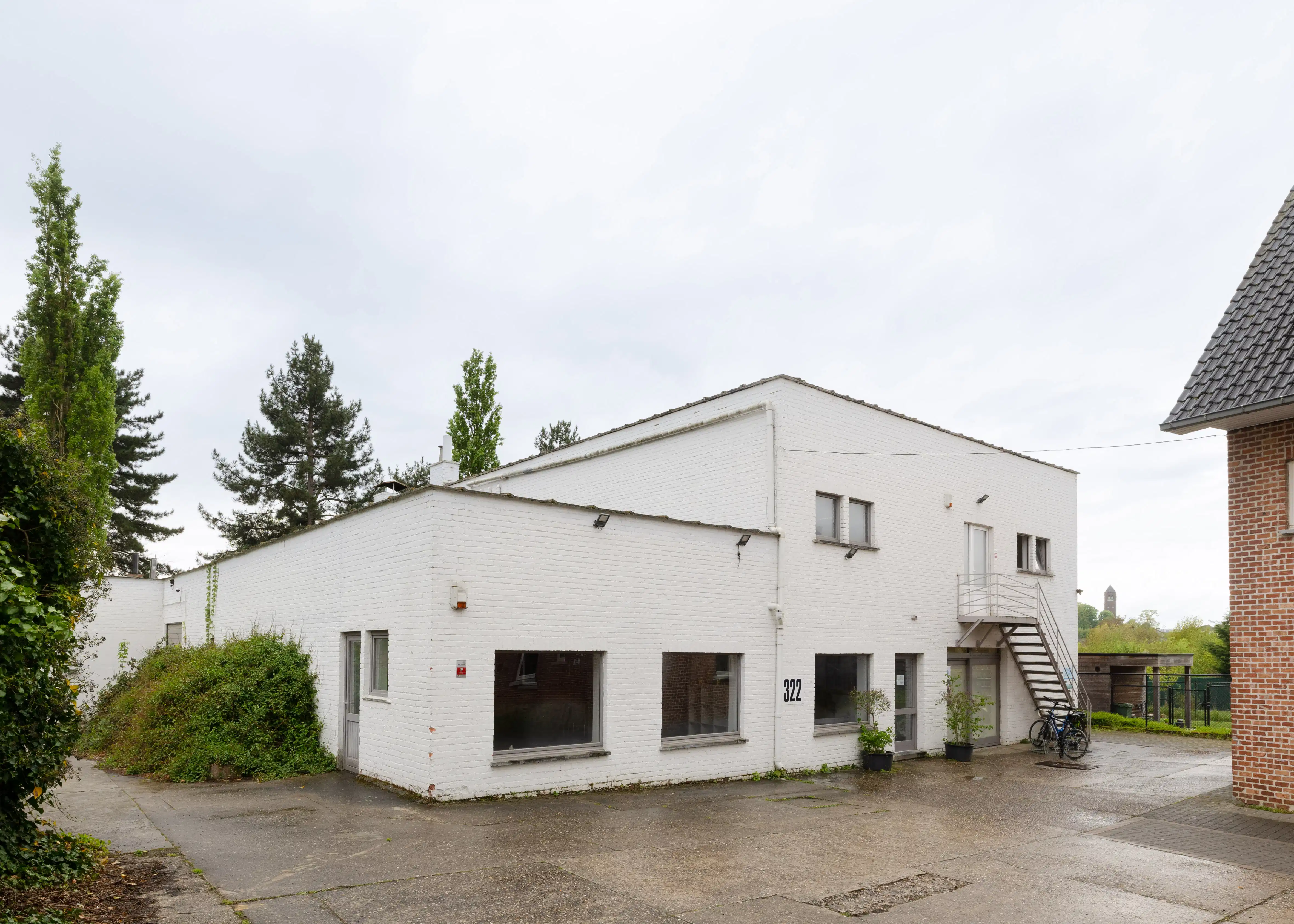 5 woonentiteiten en loods foto 18