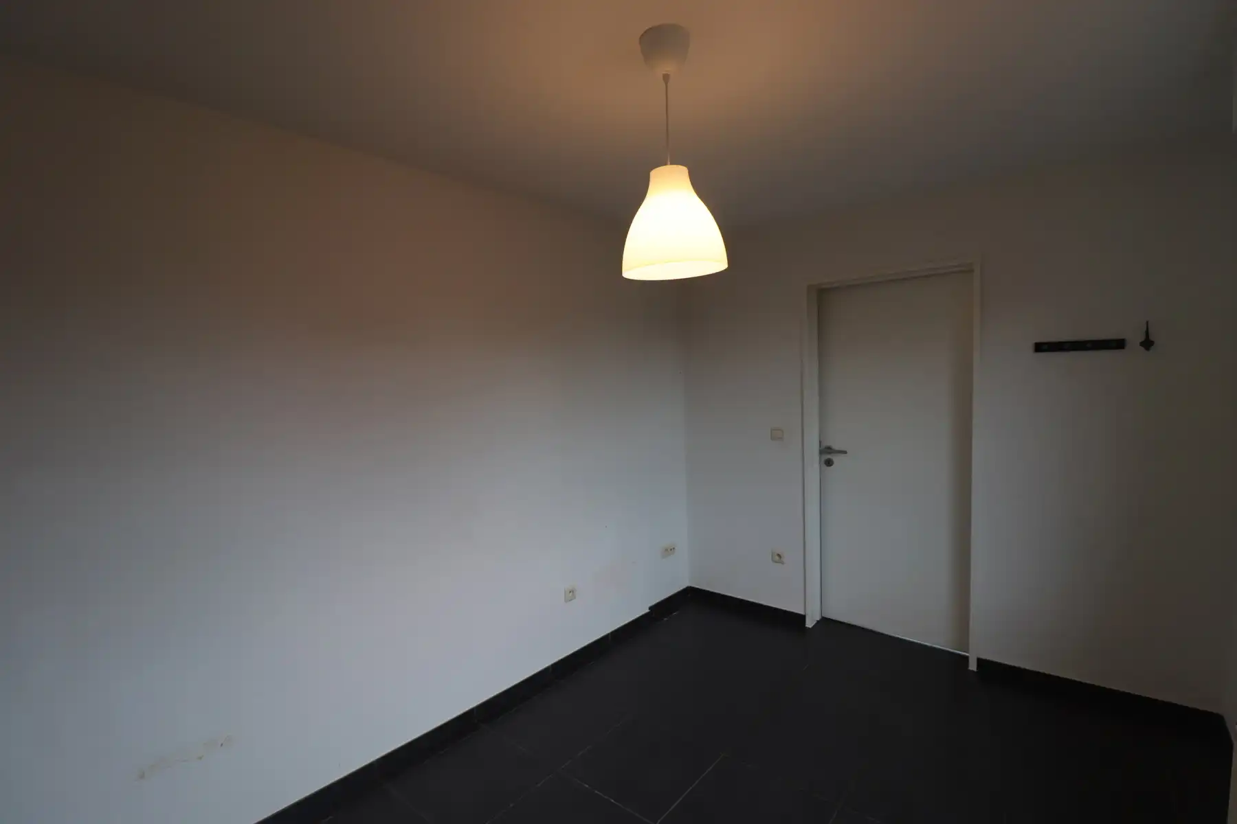 Een appartement op de tweede verdieping achteraan met 1 slaapkamer, terras en garage. foto 8