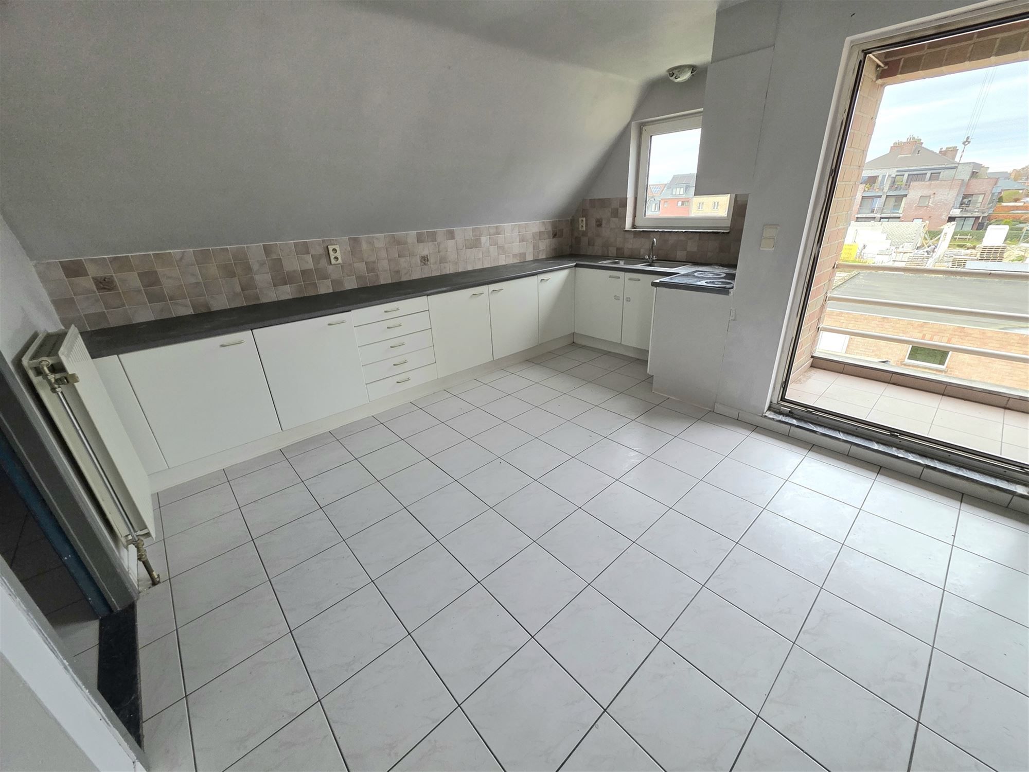 Instapklaar appartement met 2 slpks en garage in centrum  foto 21