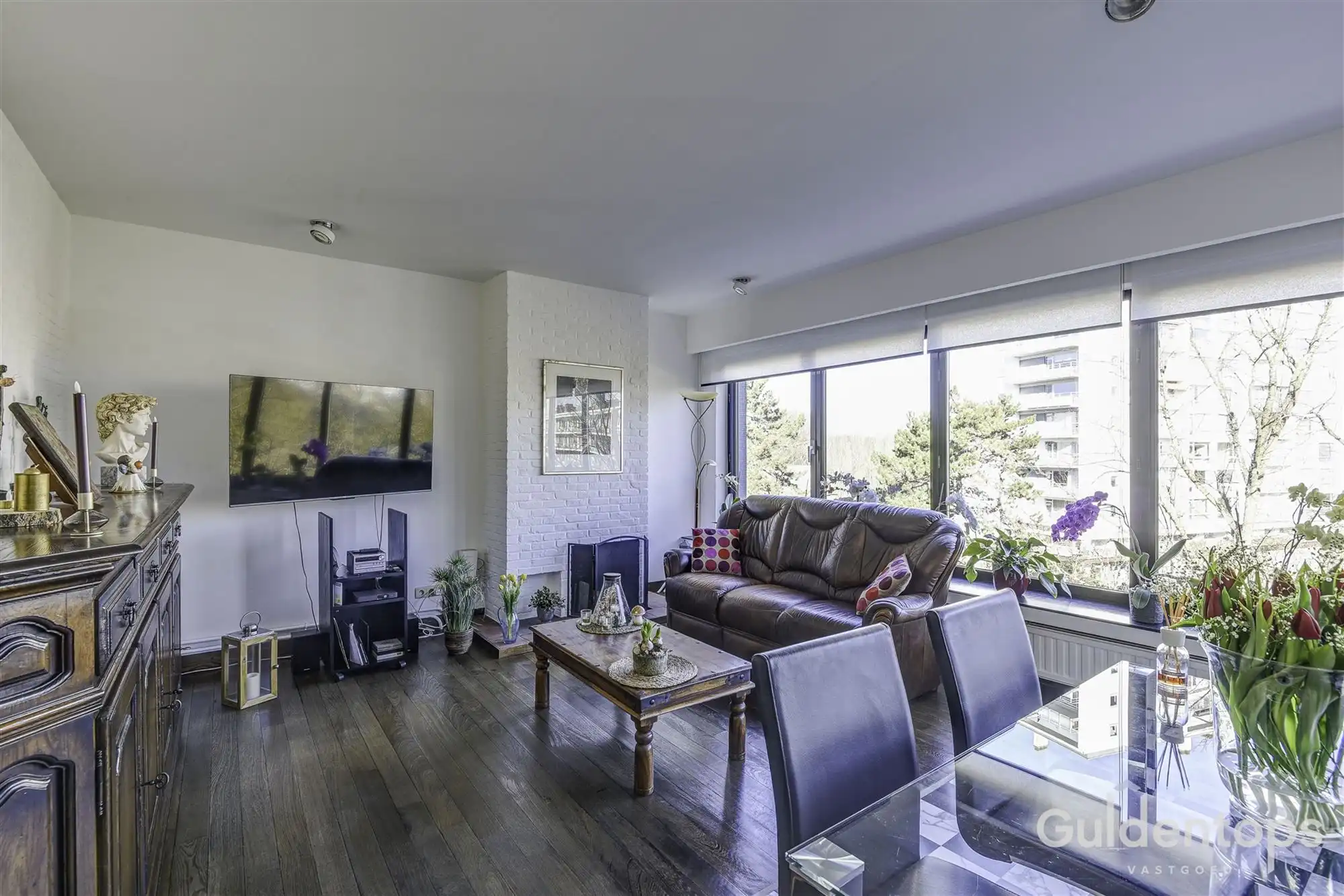 Knap vernieuwd 3-slaapkamerappartement (125 m²)  foto 3