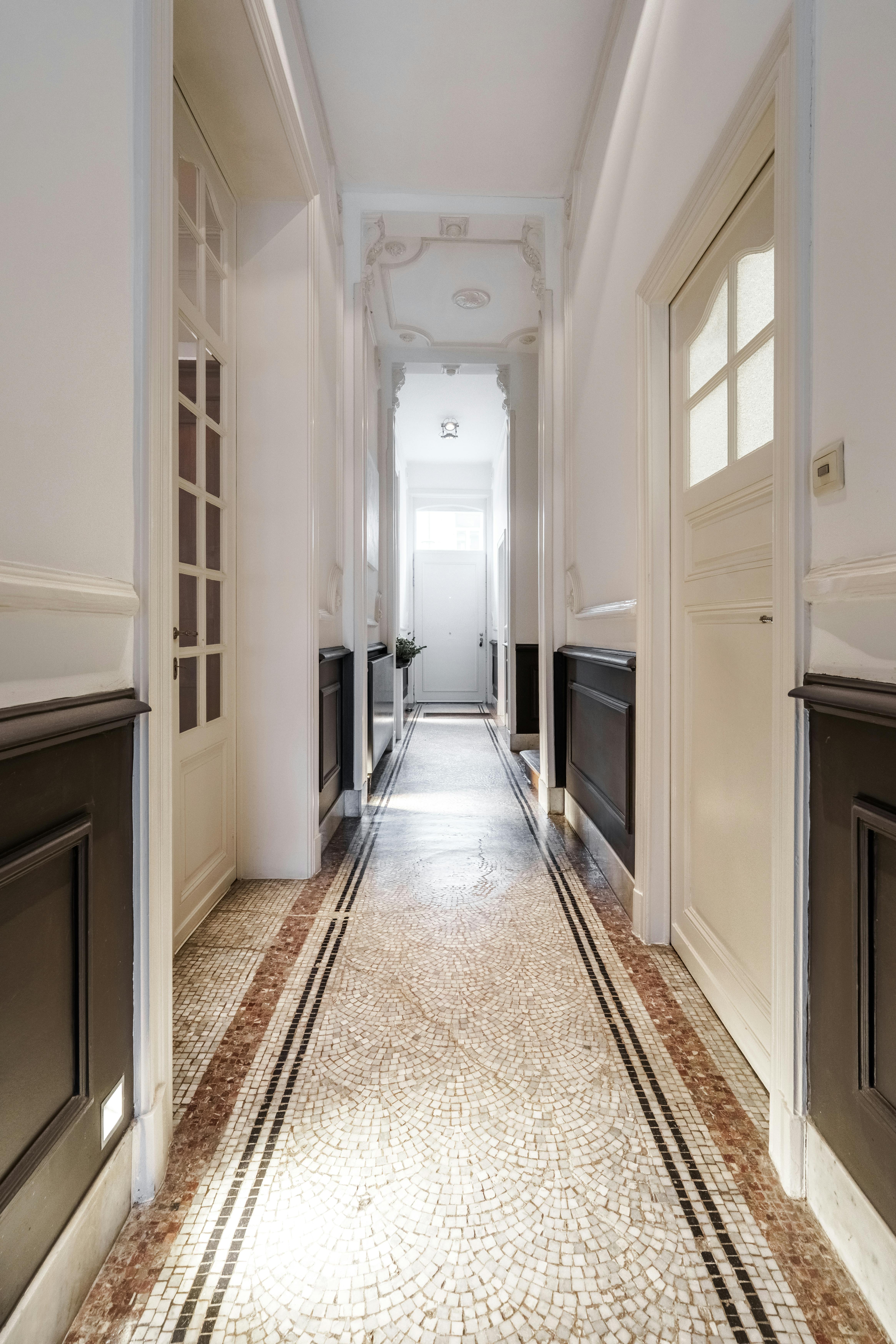 Magnifiek herenhuis te koop op 100m van de Menenpoort in Ieper foto 6