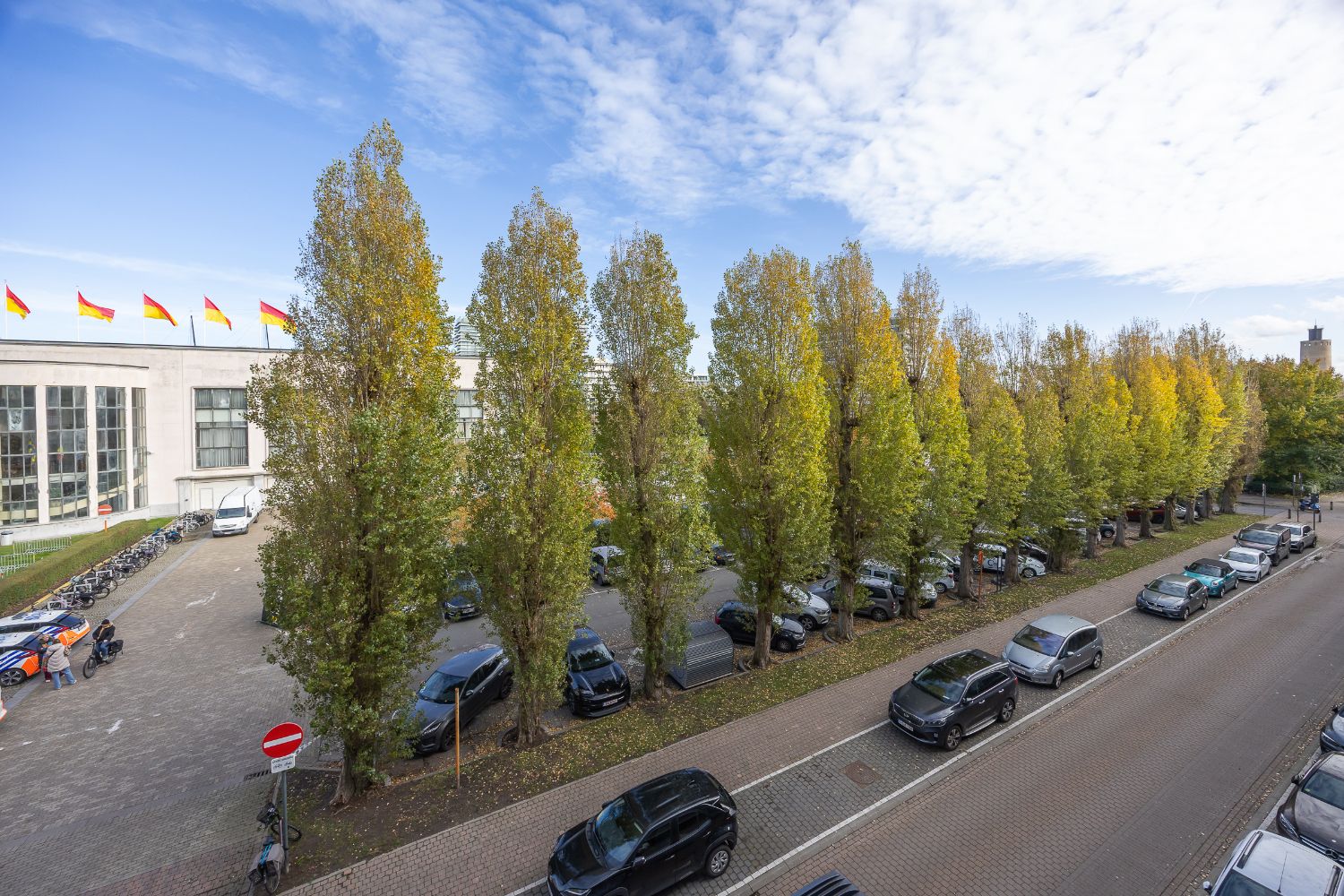 Gerenoveerd appartement met open zicht! foto 9