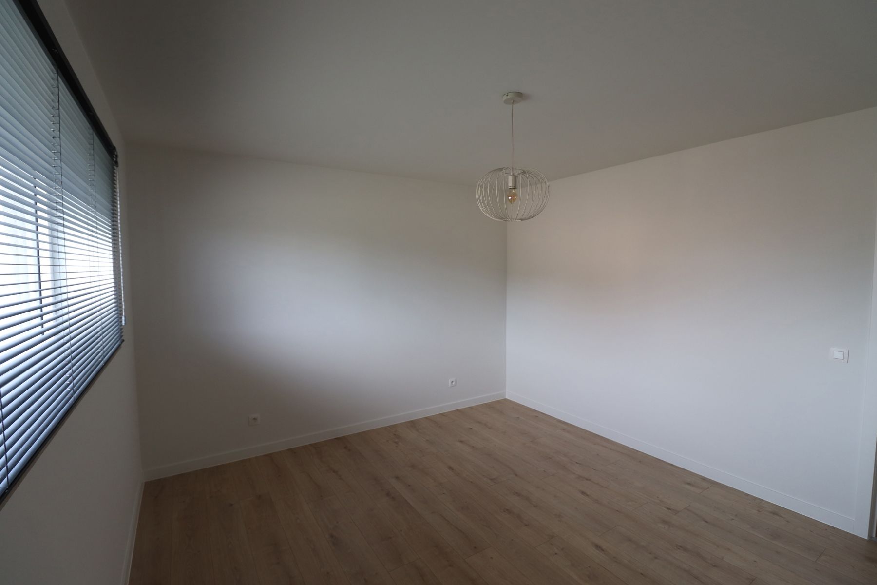 Energiezuinige nieuwbouwwoning met tuin vlakbij het centrum van Merksplas.  foto 14