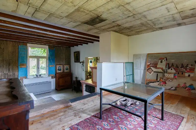 Kom tot rust in deze uitzonderlijk rustig gelegen 'te renoveren' langgevelhoeve op meer dan 2,5 hectaren foto 24