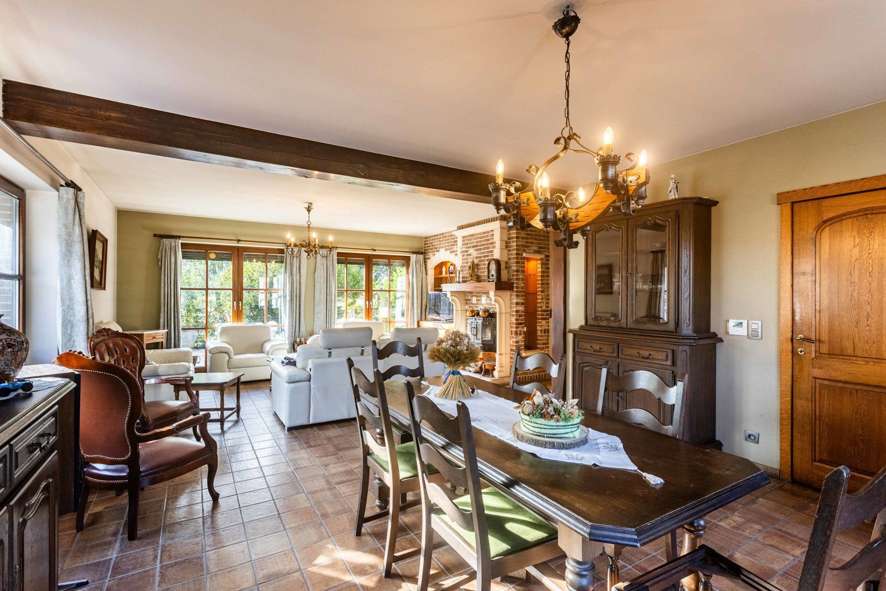 Ruime open bebouwing op rustige locatie foto 7