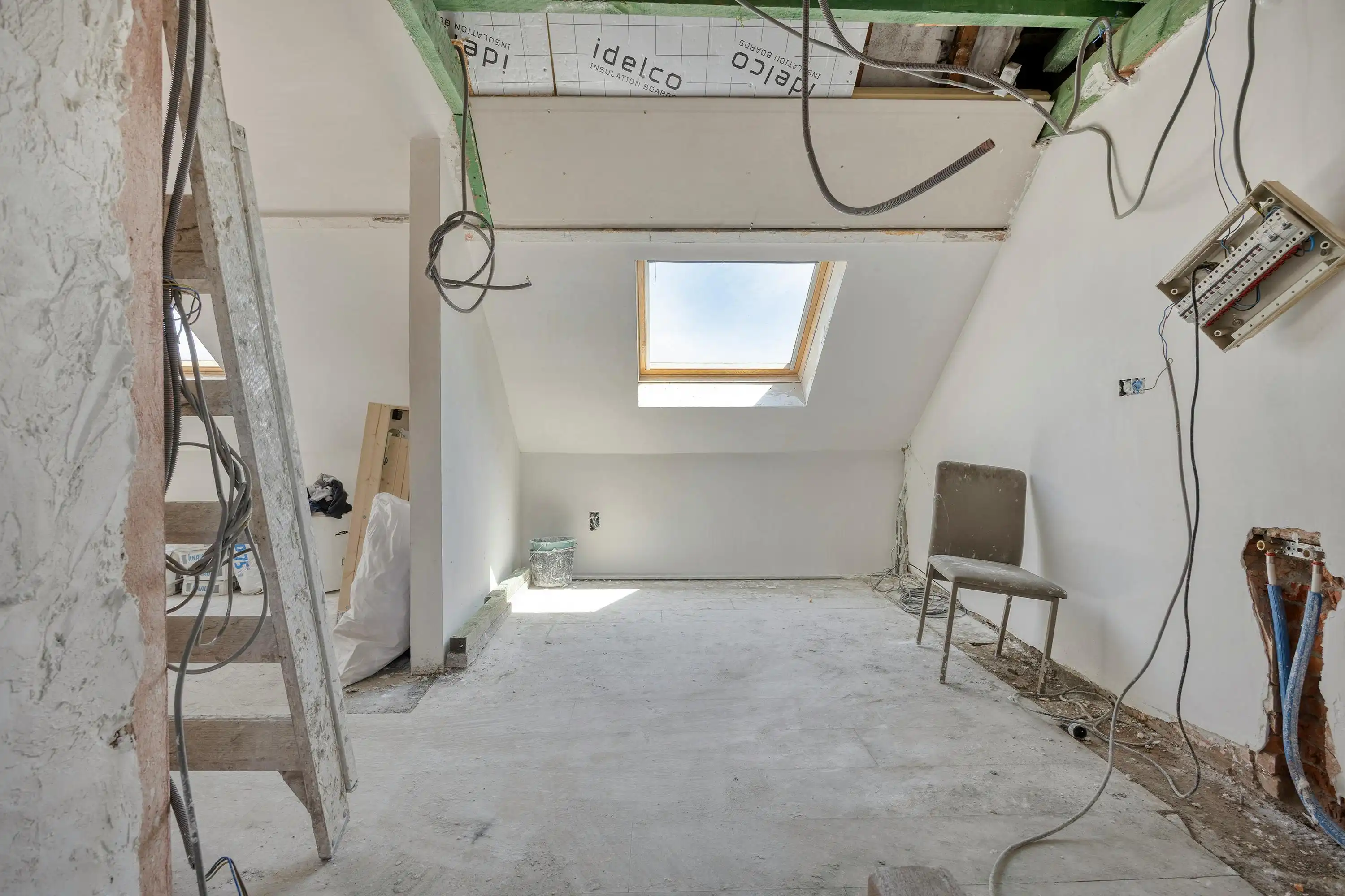 Hoofdfoto van de publicatie: Casco studio met mogelijkheden te koop in Merksem