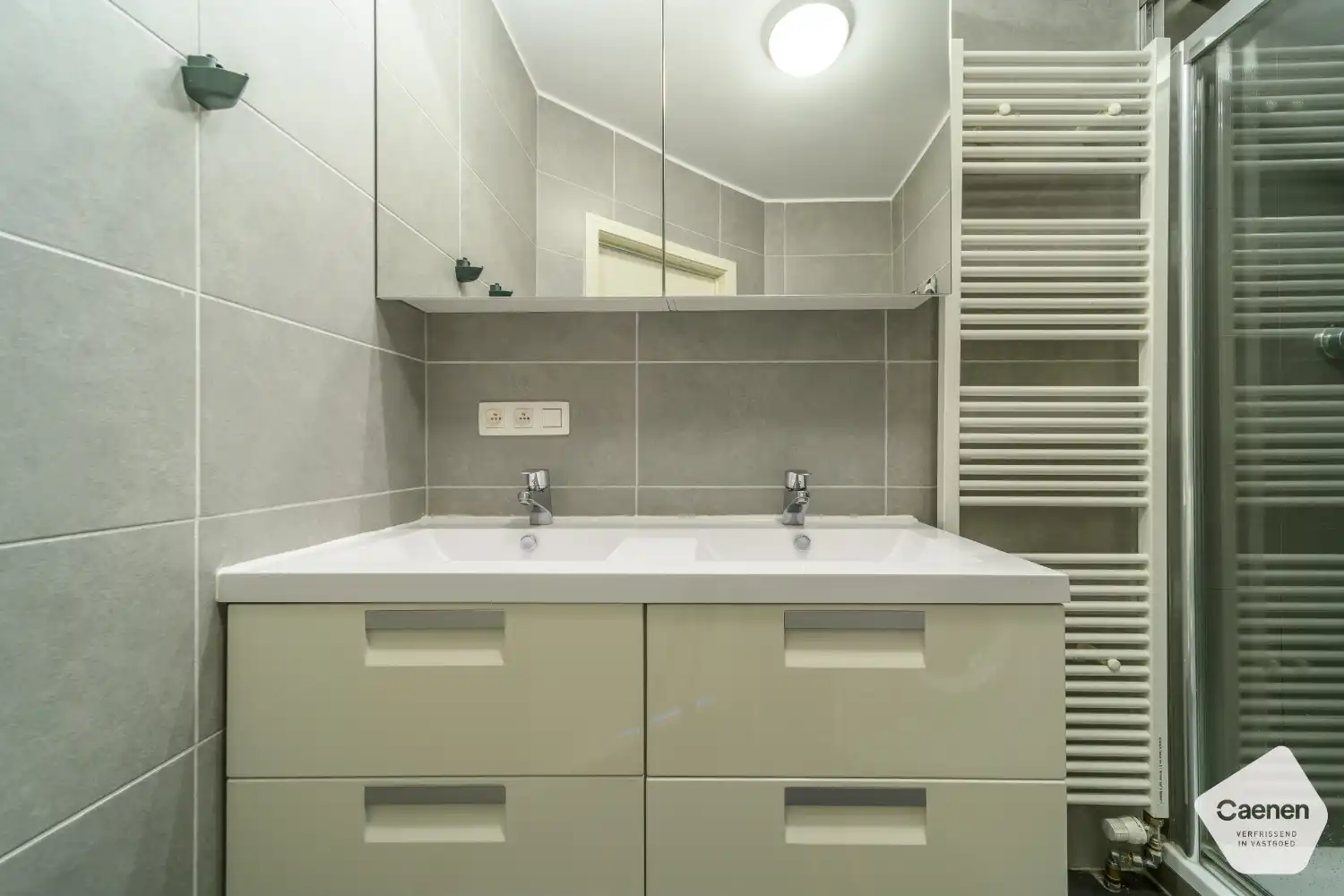 Modern en instapklaar hoekappartement vlak bij zee en centrum foto 17