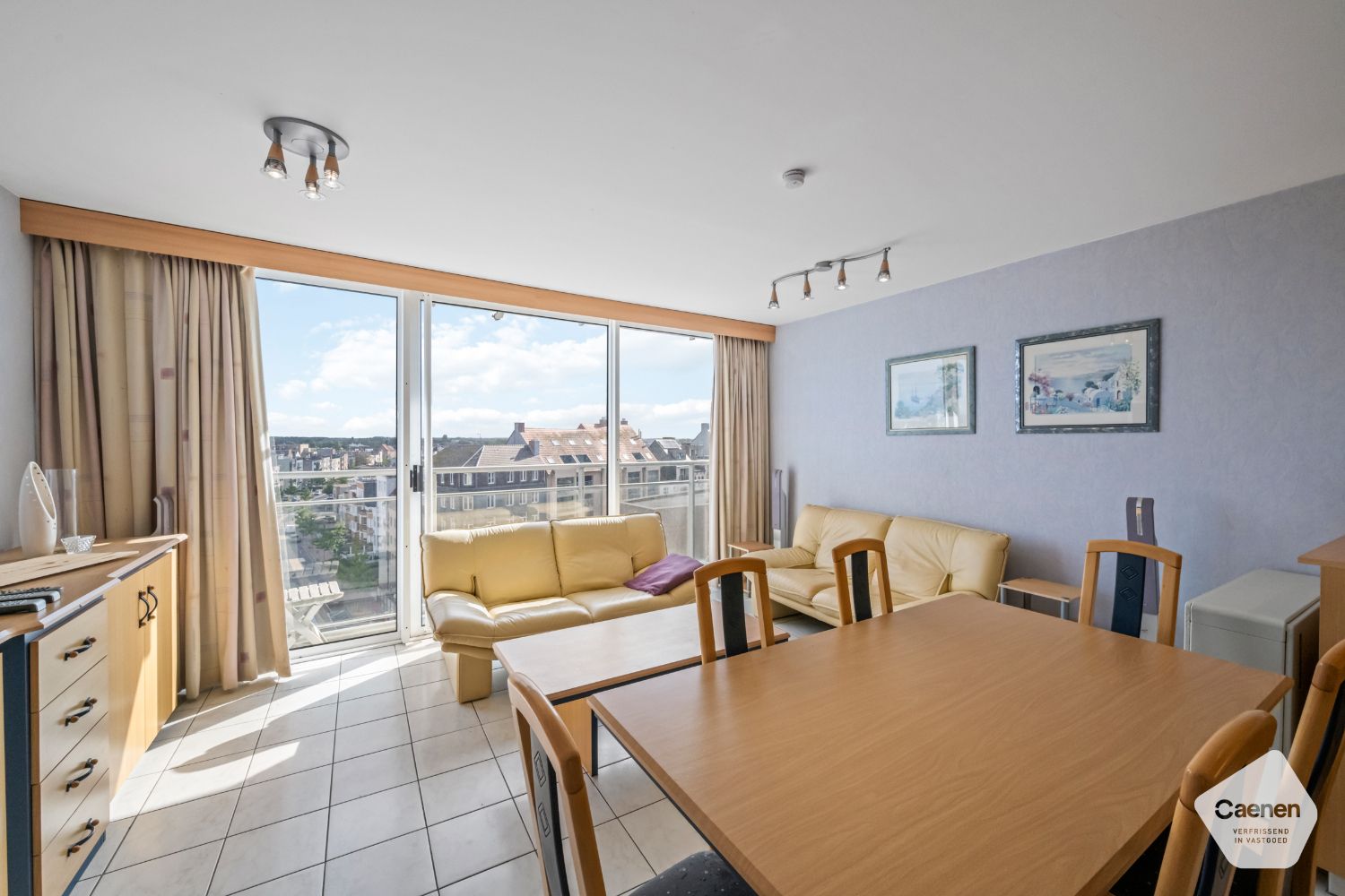 Zongericht twee slaapkamer appartement op een zucht van de Zeedijk foto 2